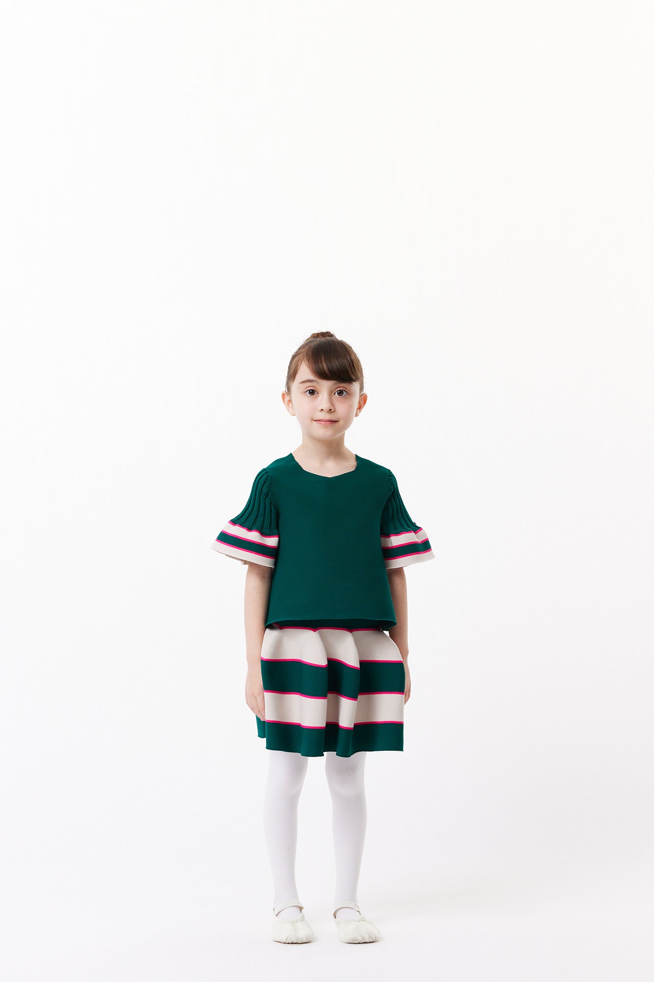 Model height: 114cm Wearing size: 1