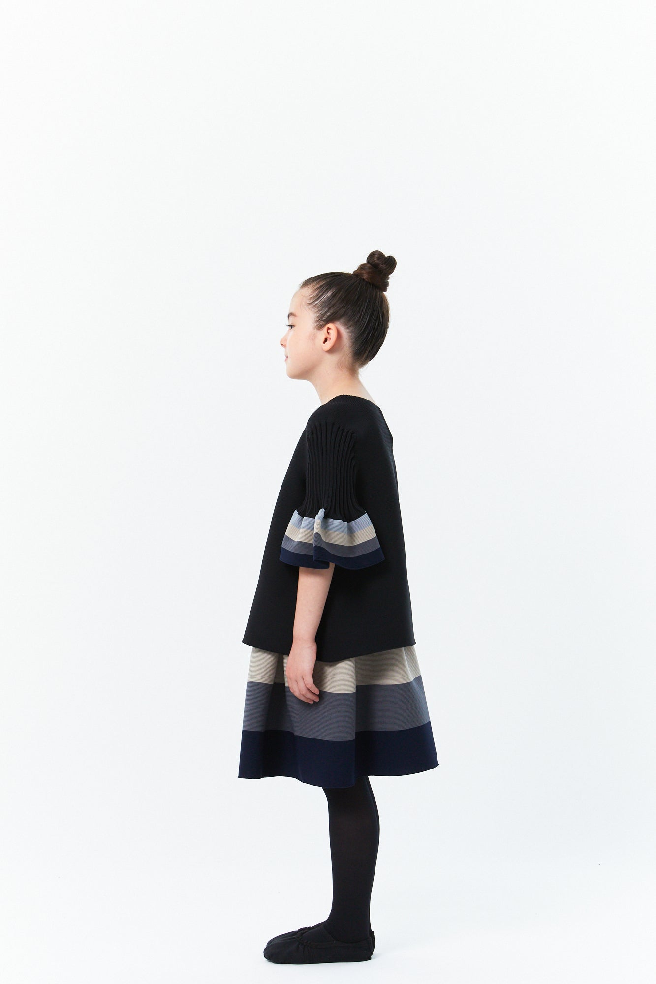 POTTERY KID SKIRT 1