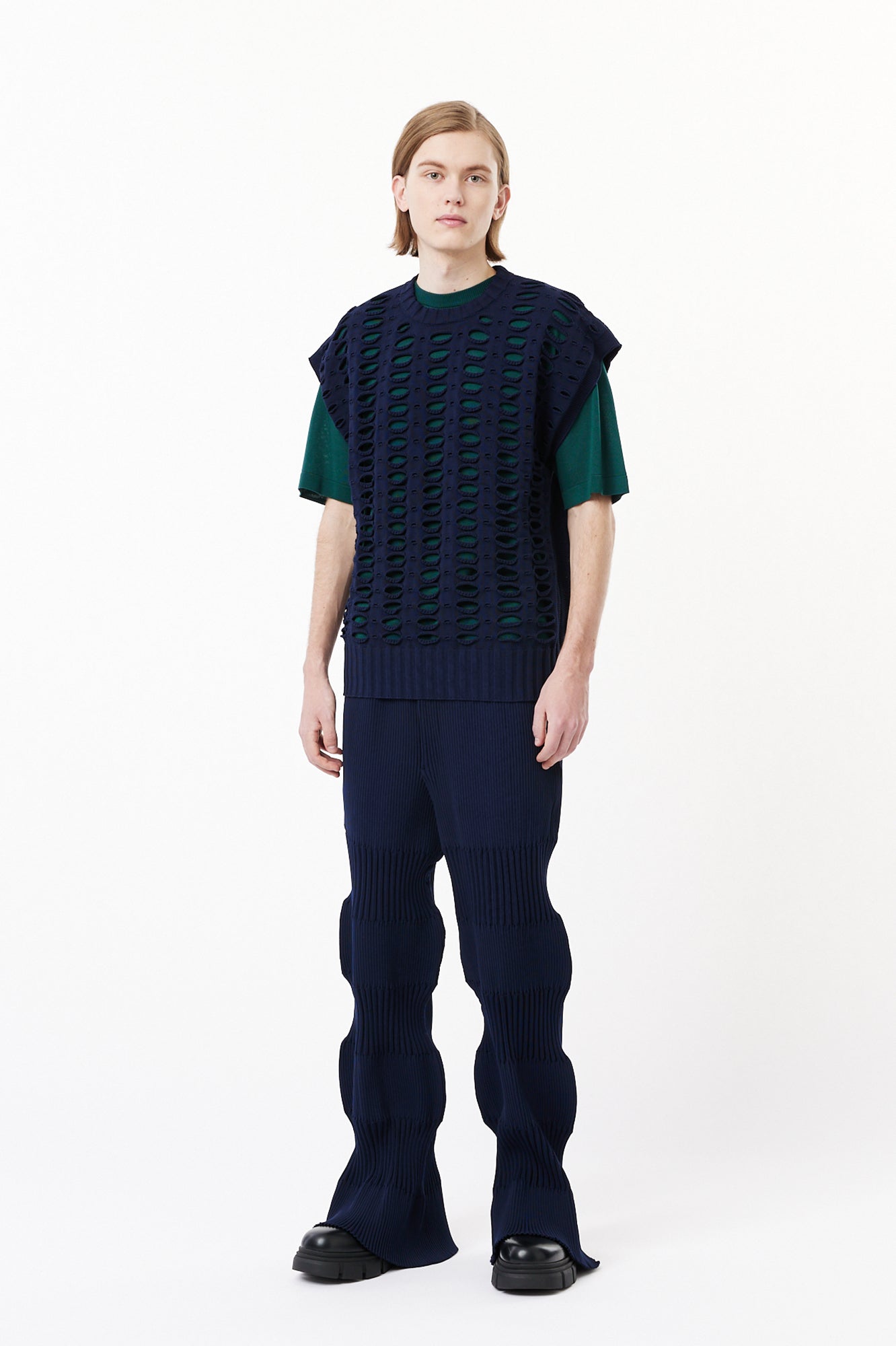 Model height: 184cm Wearing size: 5