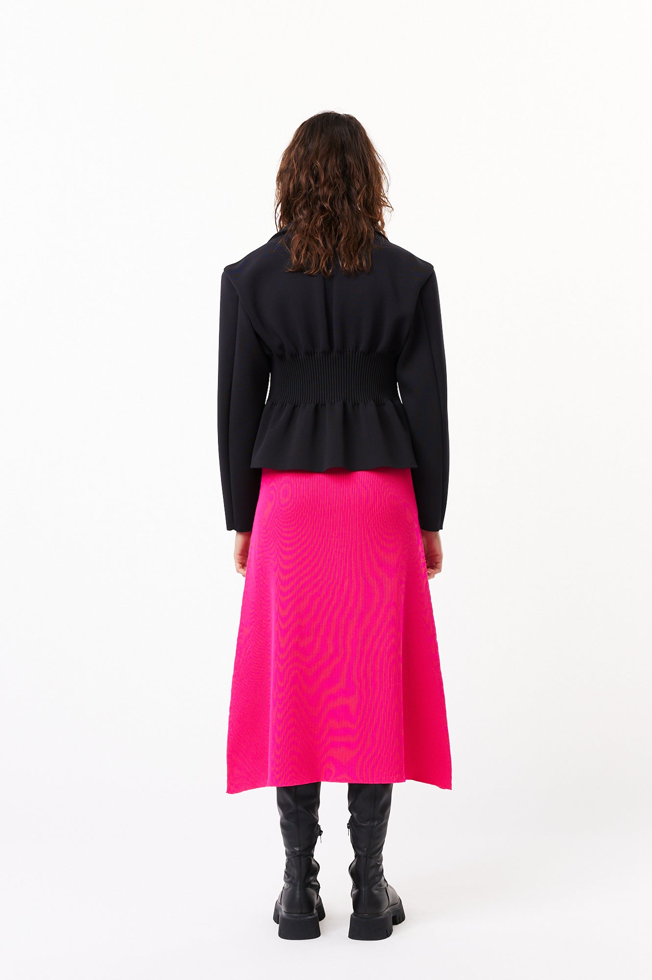 Model height: 176cm Wearing size: 3