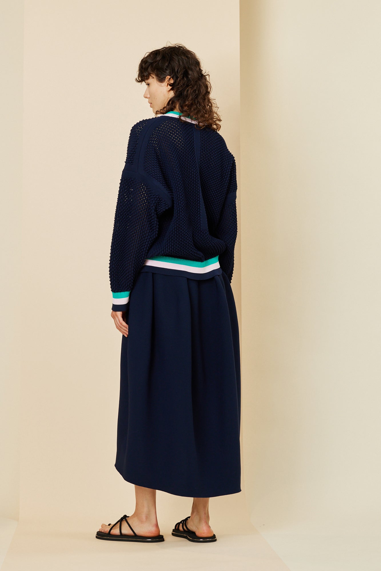 Model height: 176cm Wearing size: 5