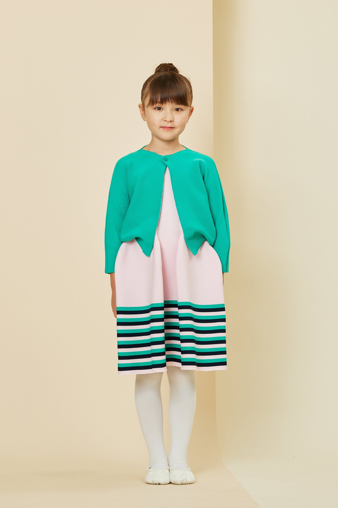 モデル身長:128cm 着用サイズ:5