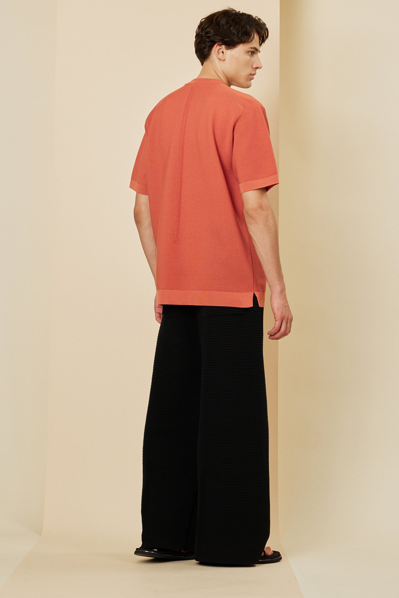Model height: 186cm Wearing size: 5