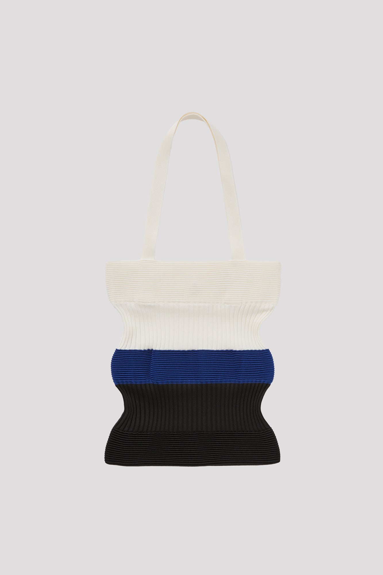 STRATA TOTE 3