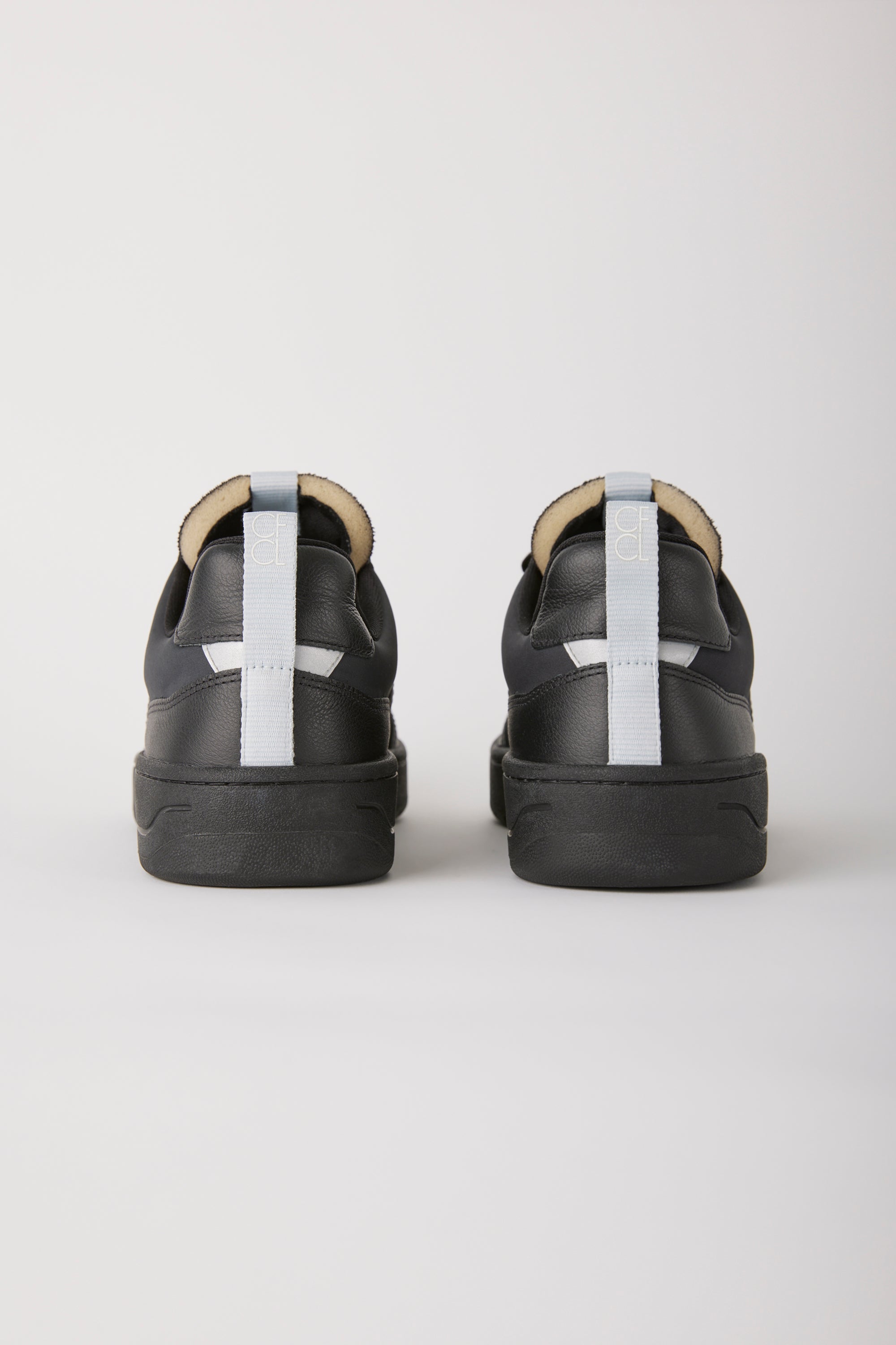 V-90 VEJA X CFCL MEN