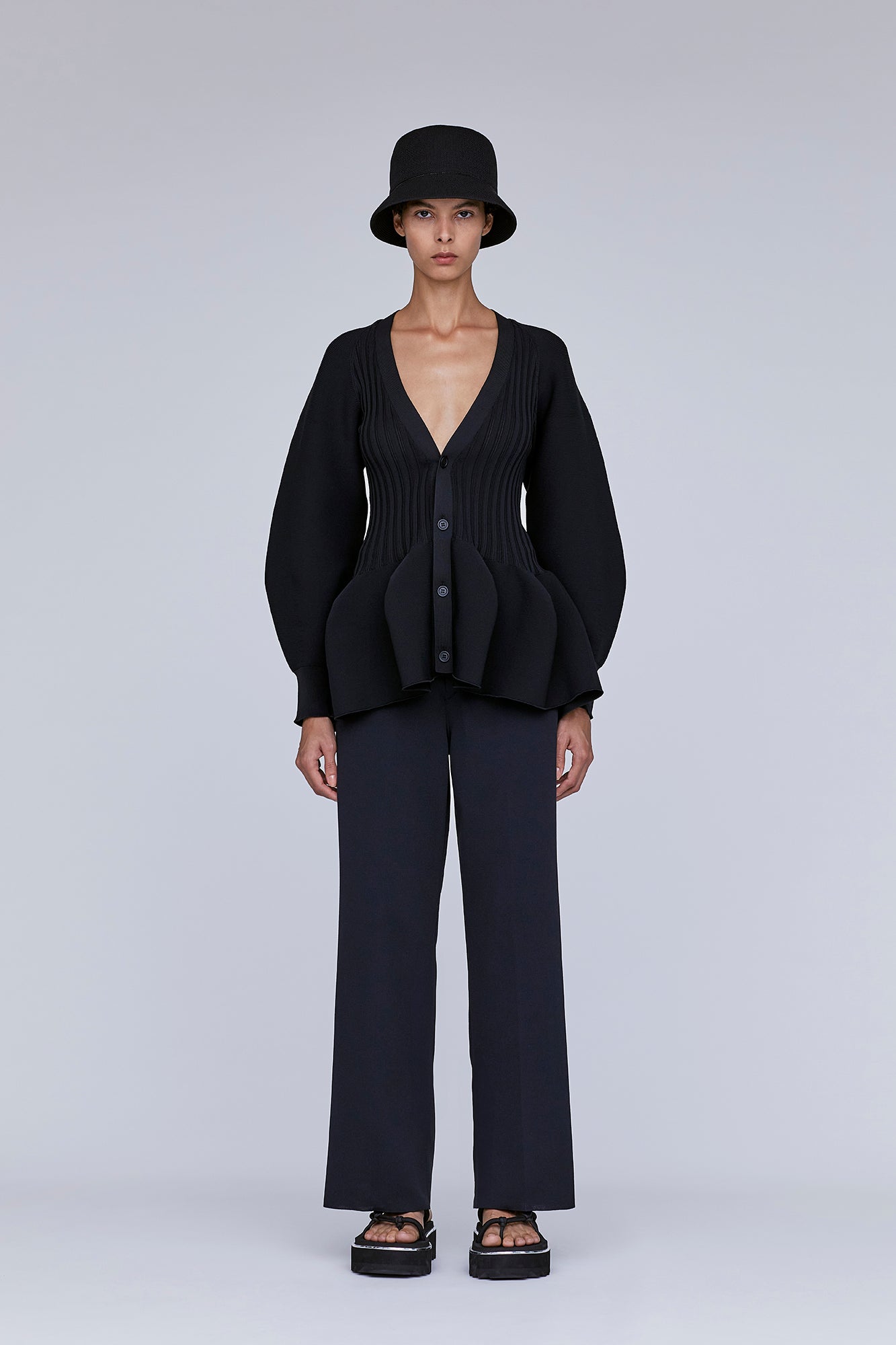 モデル身長:177cm 着用サイズ:3