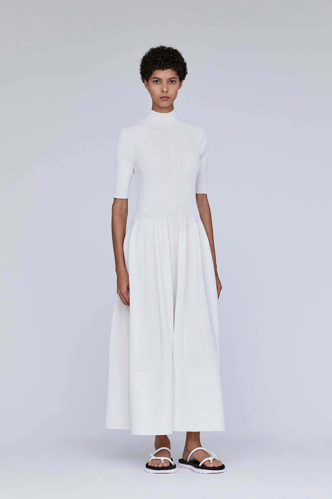 Model height: 177cm Wearing size: 3