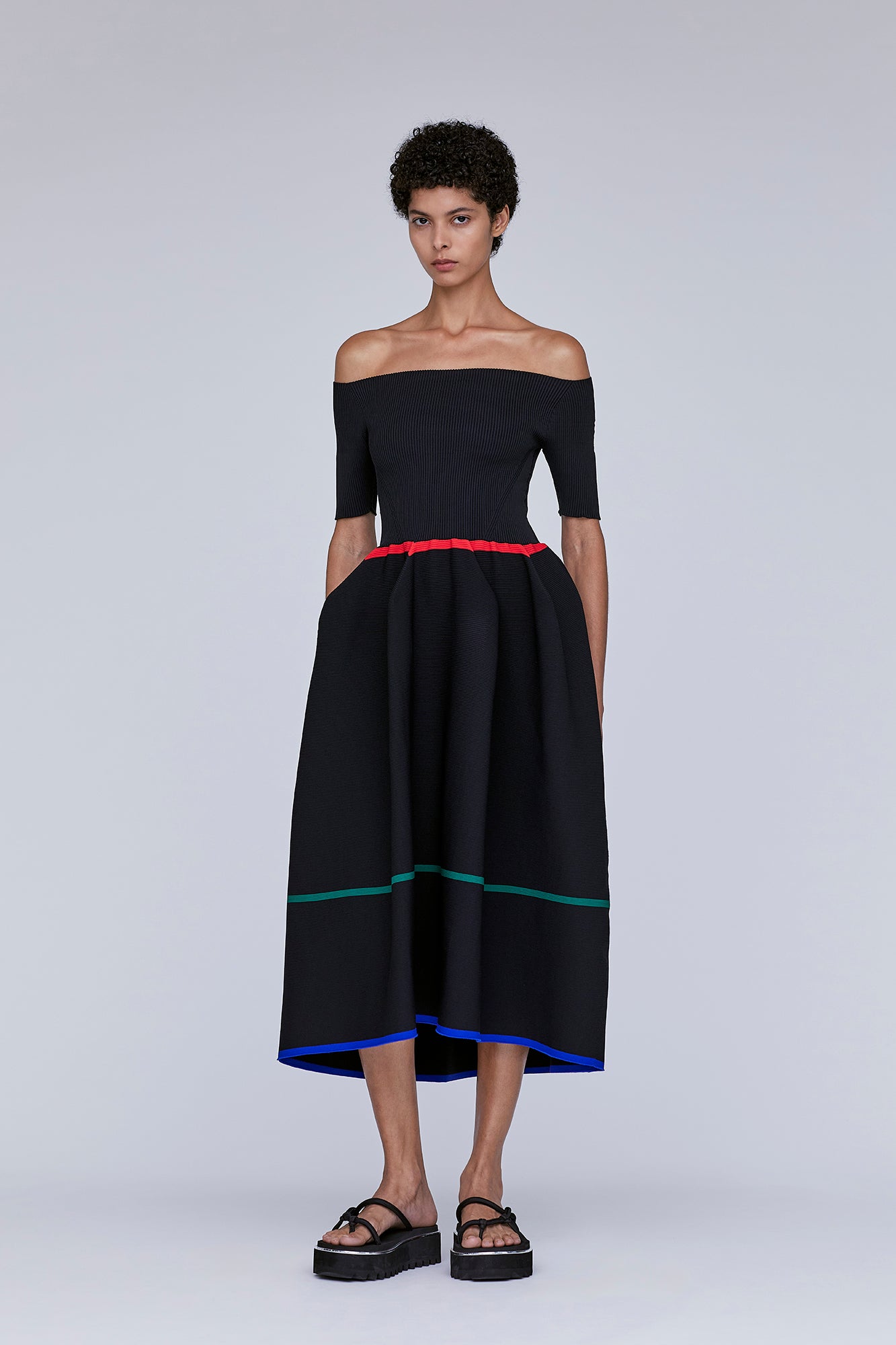 モデル身長:177cm 着用サイズ:3