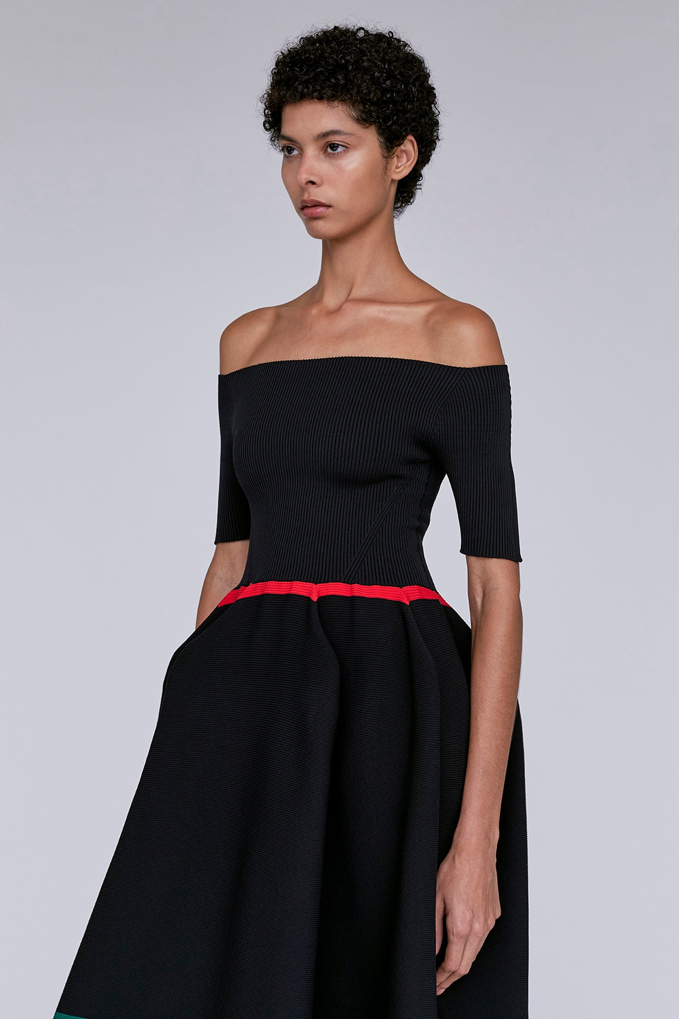 モデル身長:177cm 着用サイズ:3