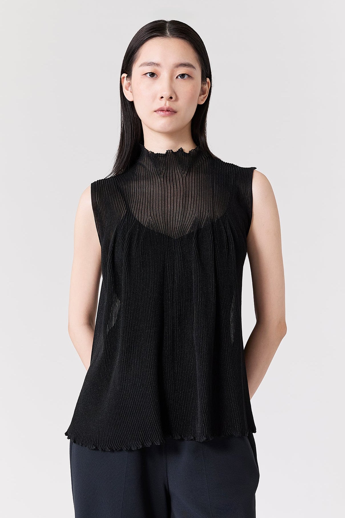 モデル身長:174cm 着用サイズ:F (One size)