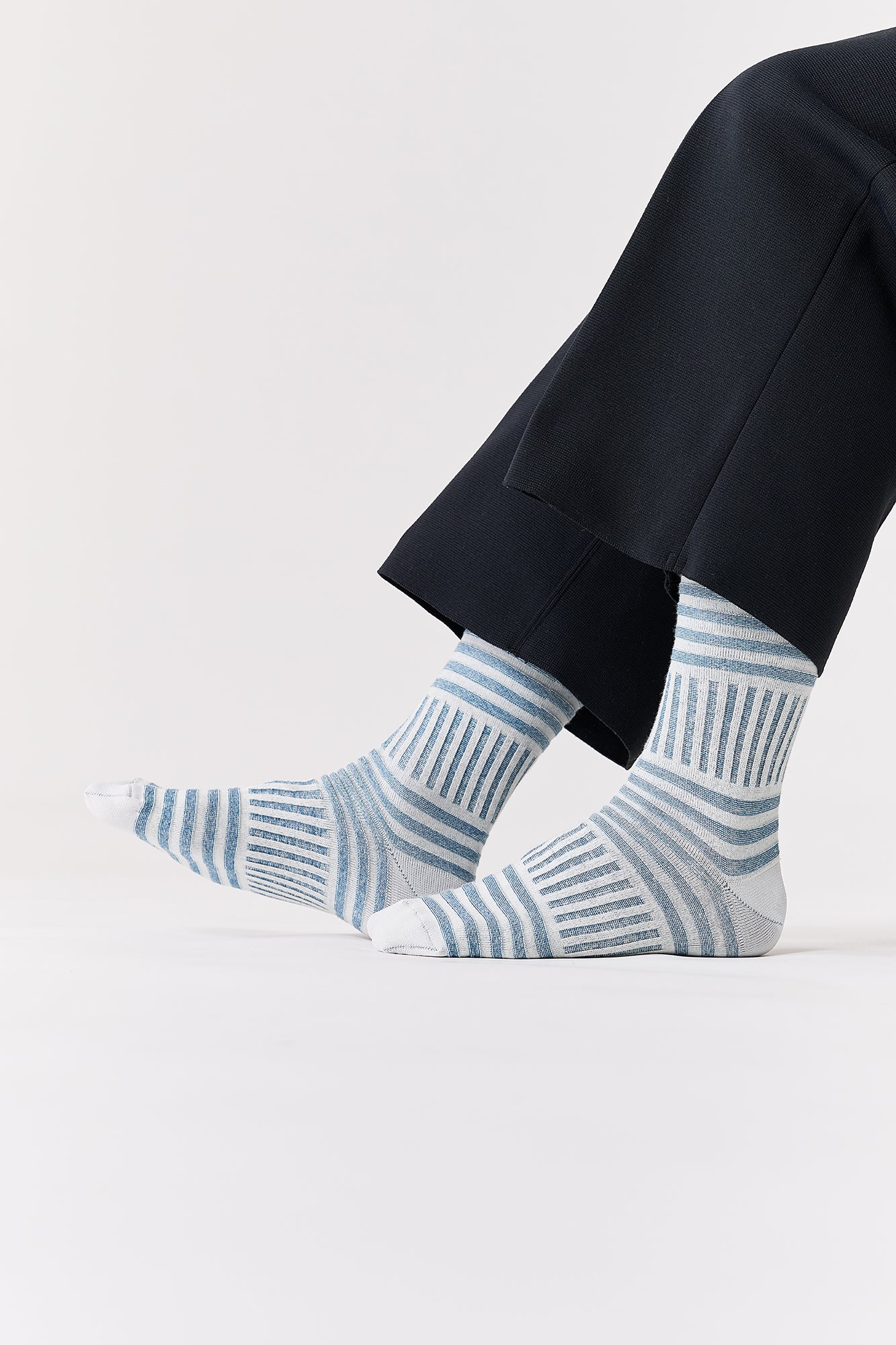 GARTER RIB SOCKS