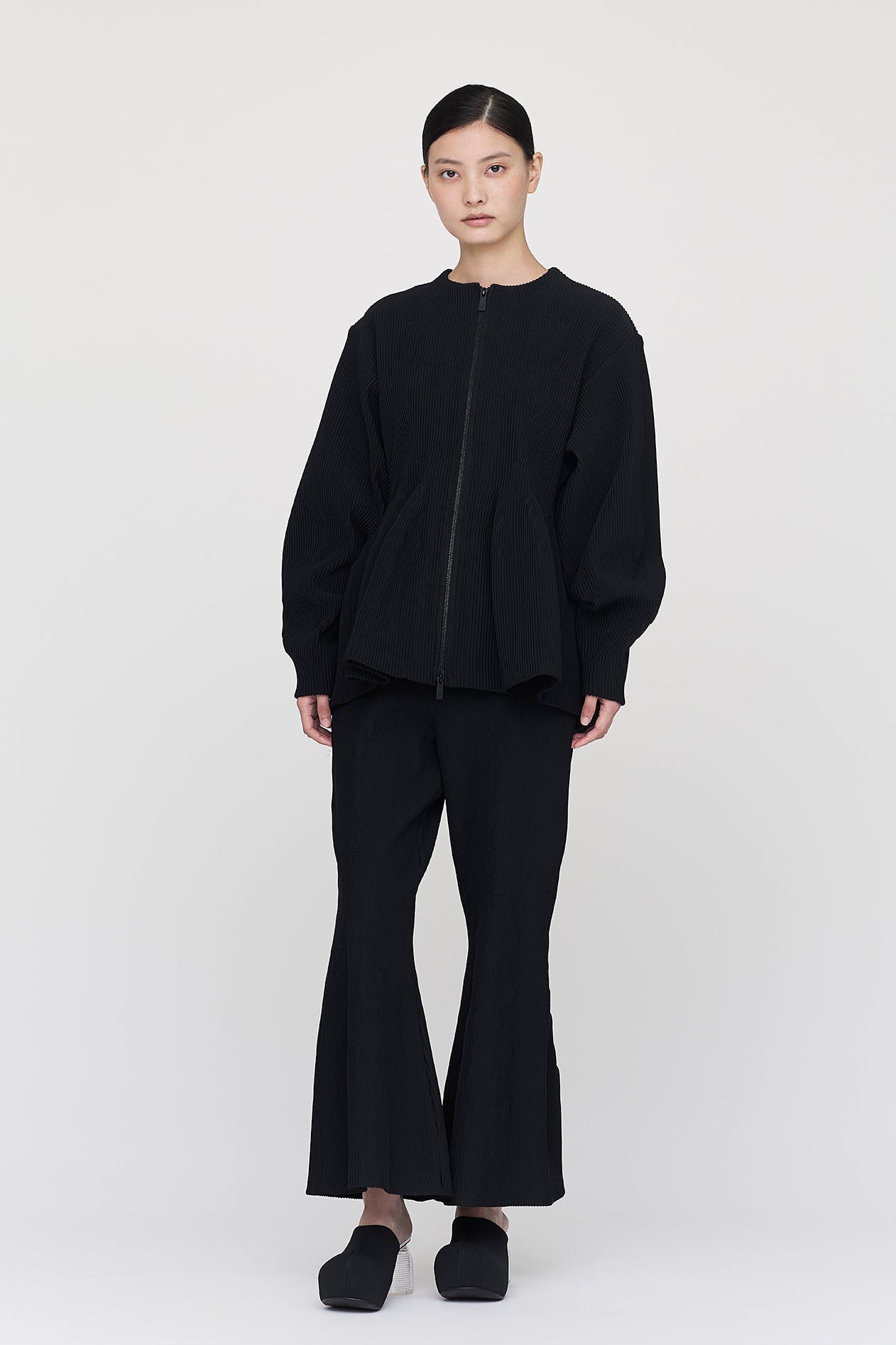 Model height: 173cm Wearing size: 3