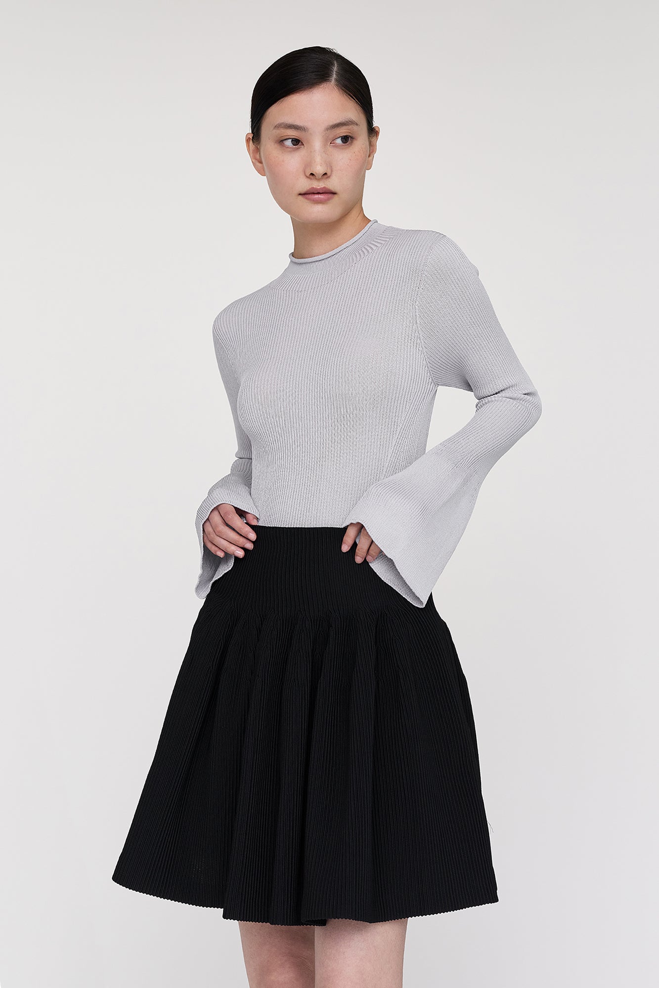 Model height: 173cm Wearing size: 3