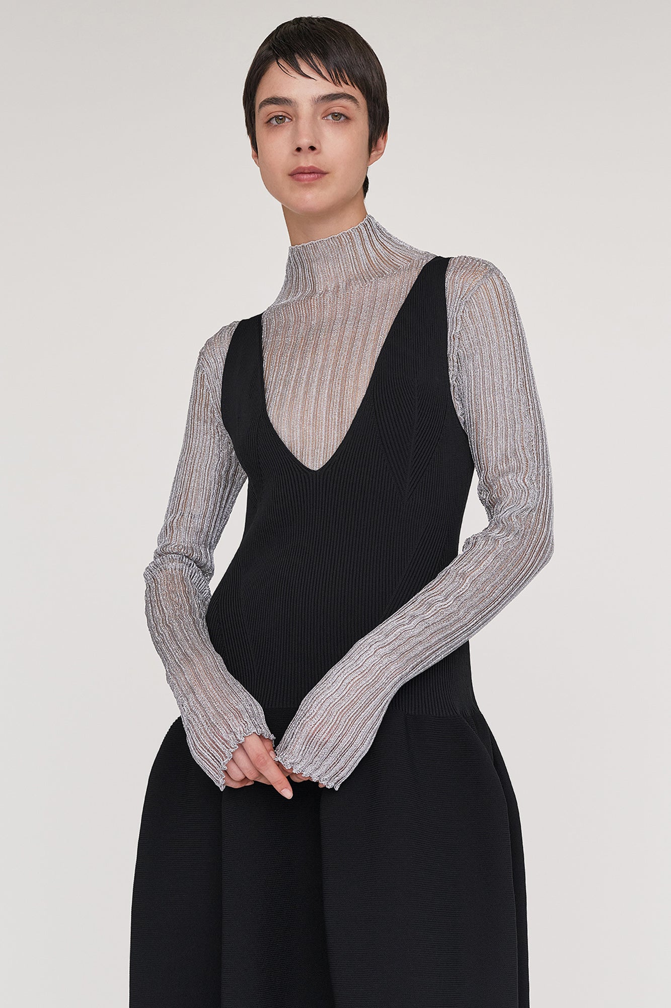 Model height: 177cm Wearing size: 3