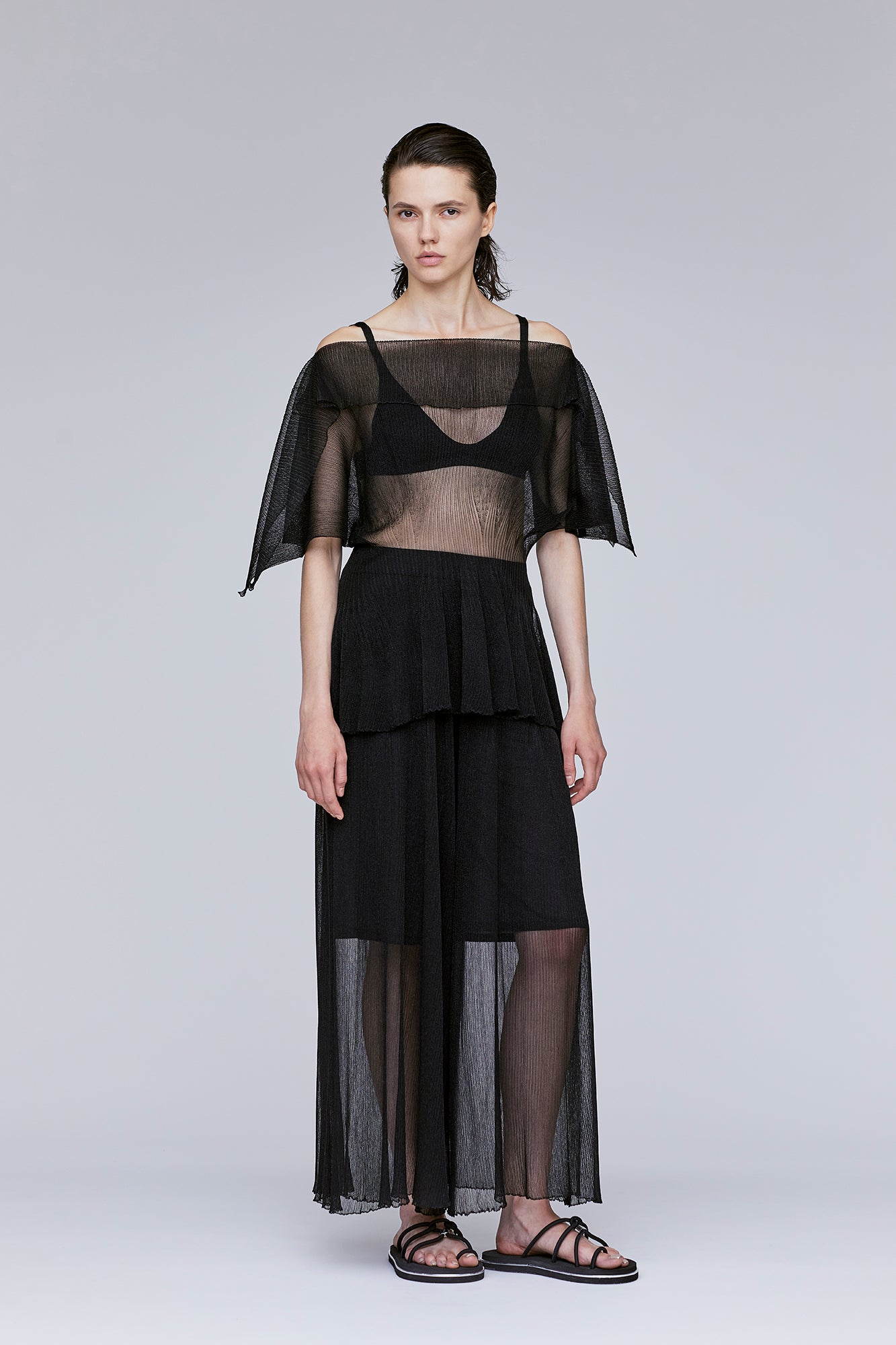 Model height: 176cm Wearing size: 3