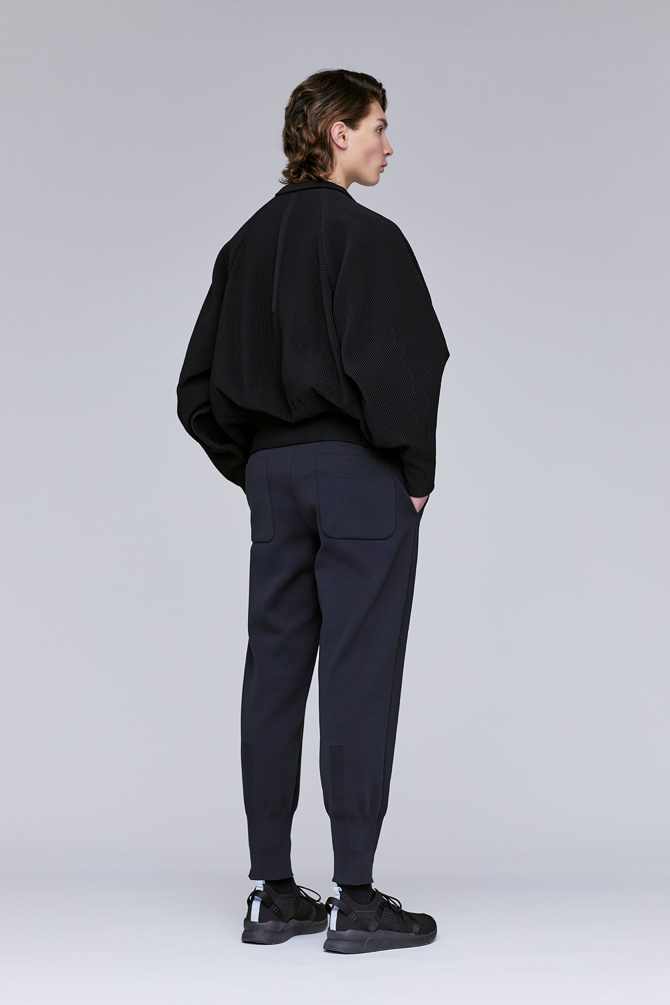モデル身長:187cm 着用サイズ:5