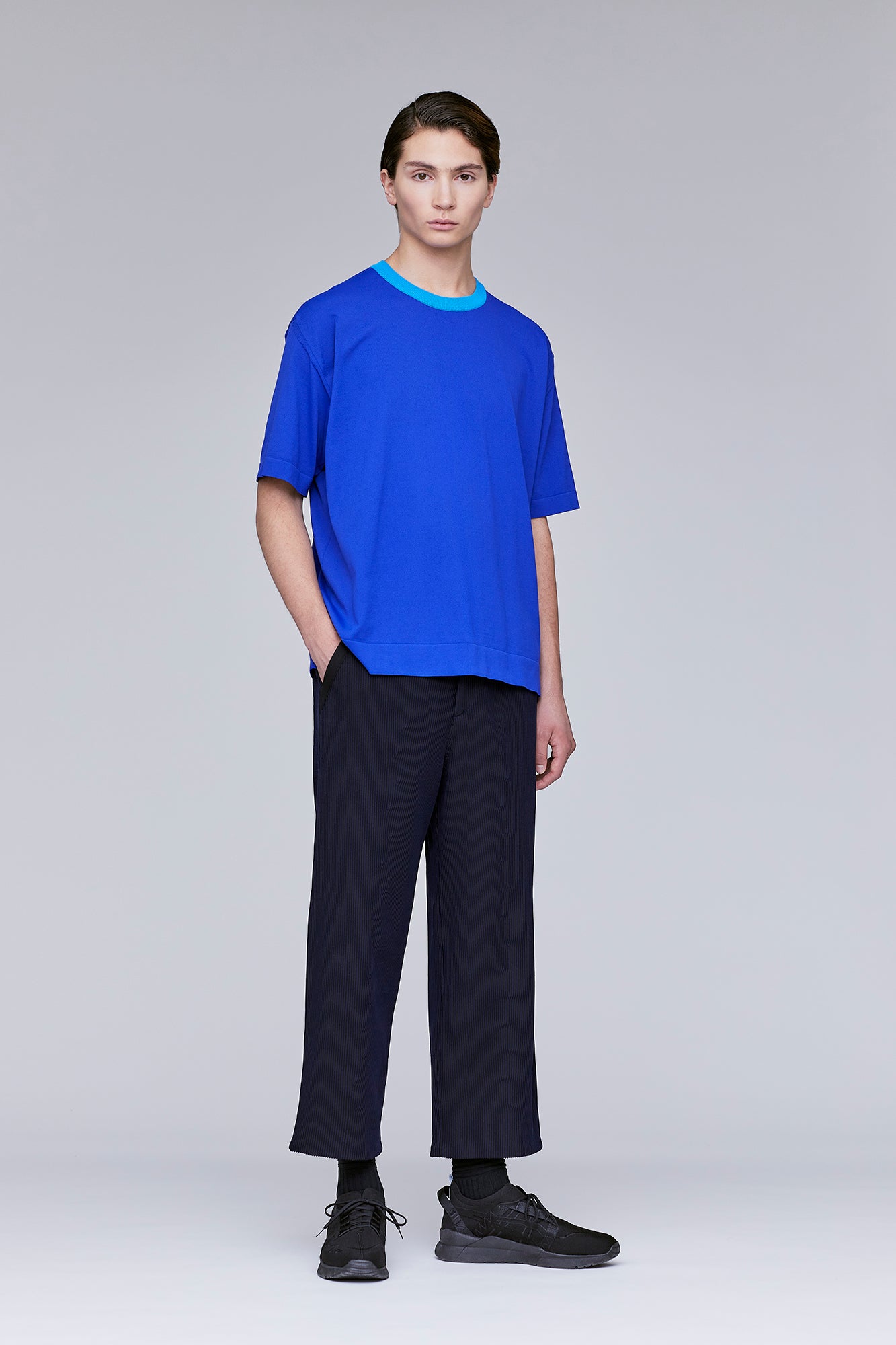 Model height: 187cm Wearing size: 5