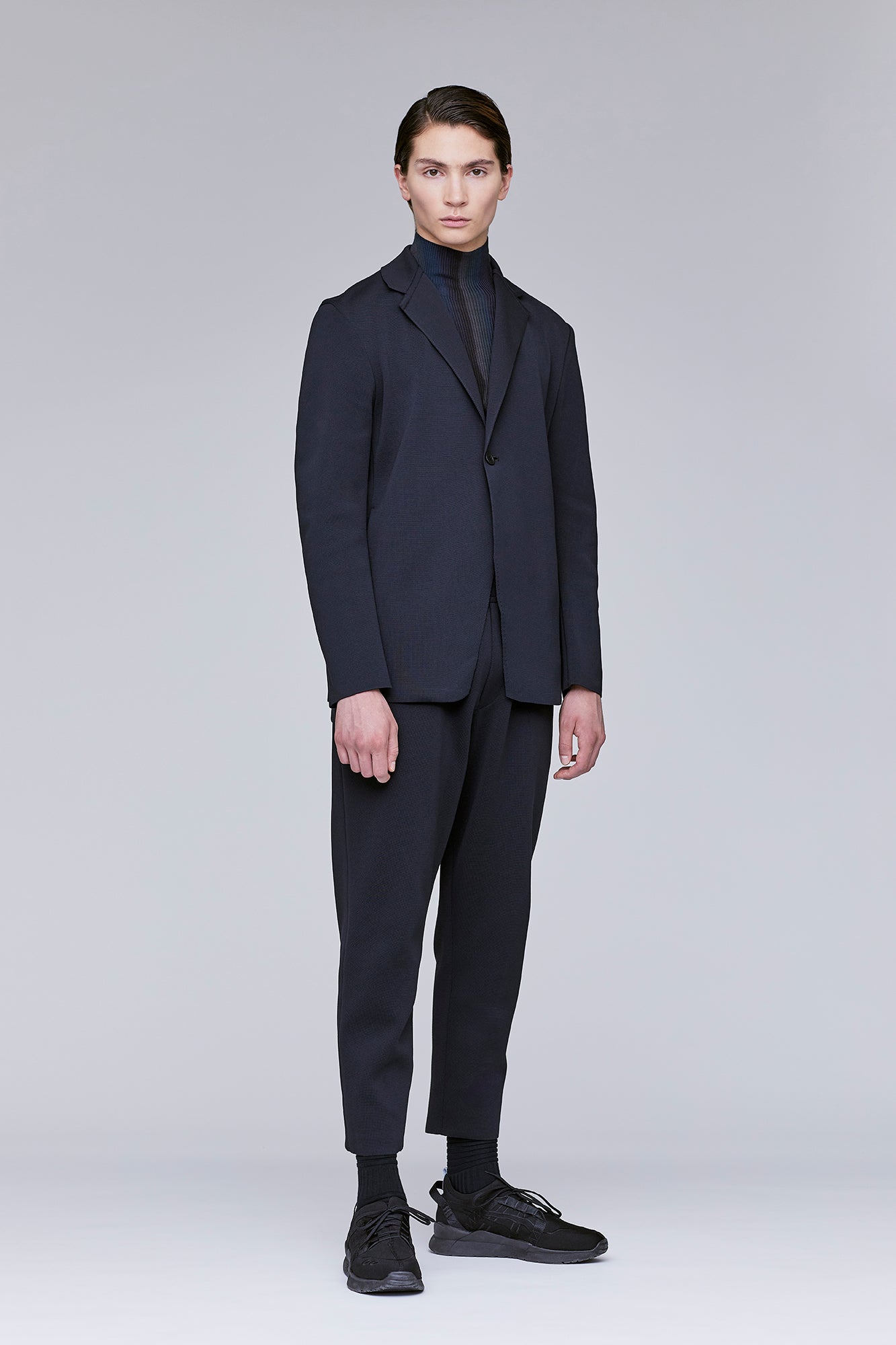 モデル身長:187cm 着用サイズ:5