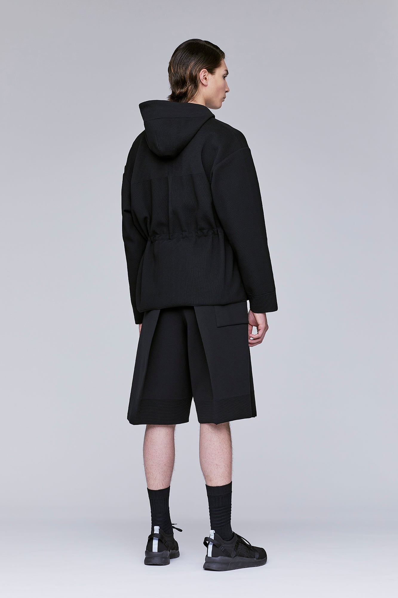 Model height: 187cm Wearing size: 5