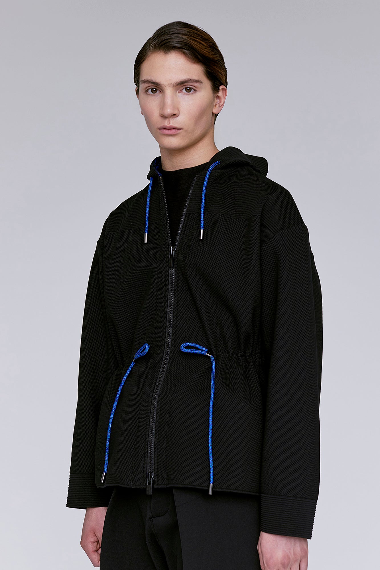 Model height: 187cm Wearing size: 5