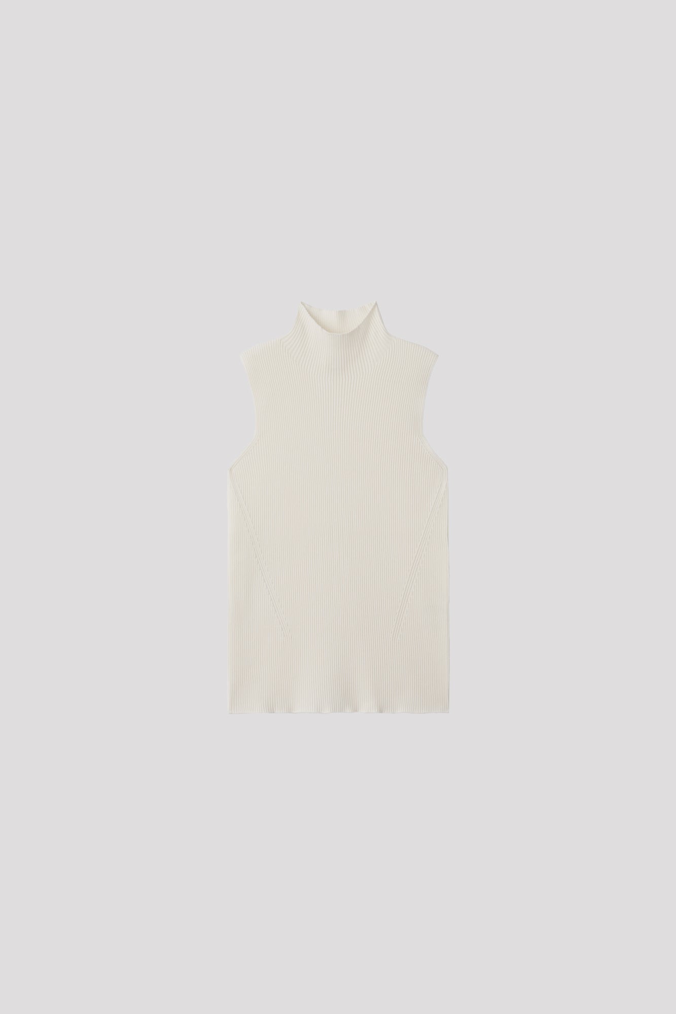 PORTRAIT SLEEVELESS TOP