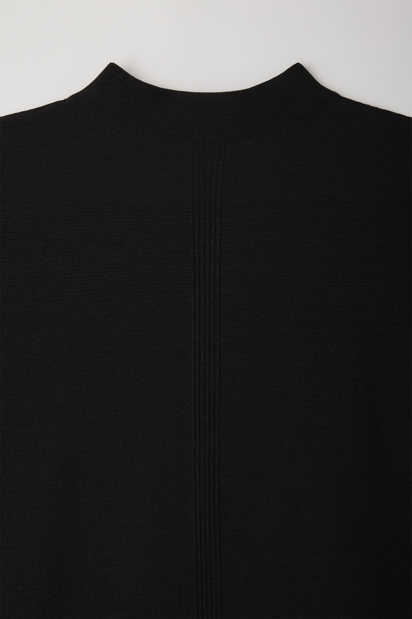 GARTER MOCKNECK SHORT SLEEVE TEE SHIRT