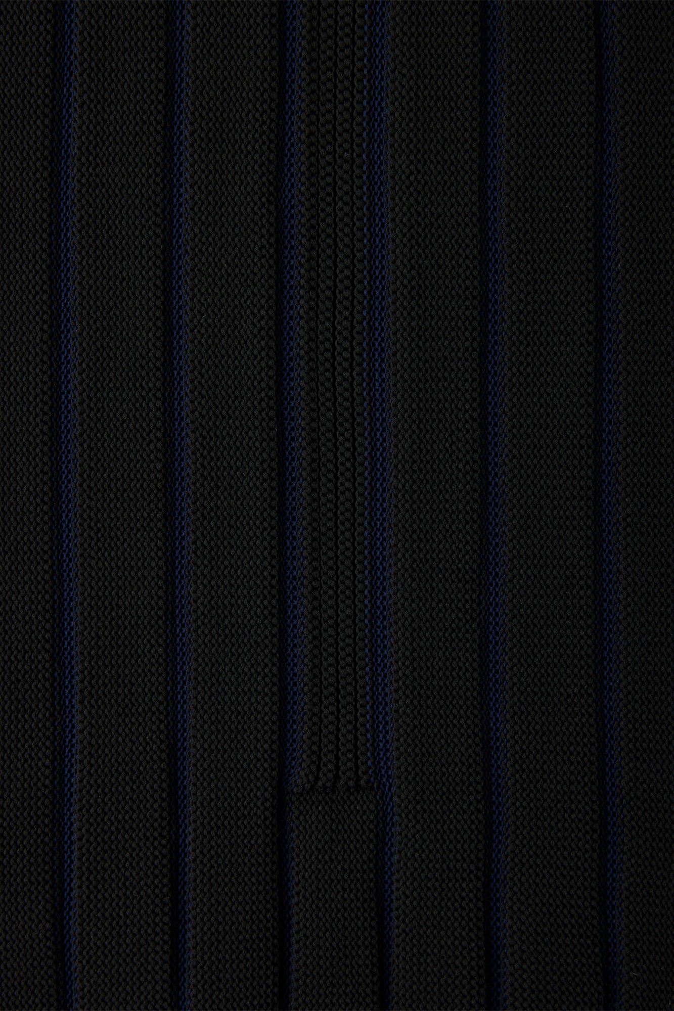LOUVER STAND-UP COLLAR BLOUSON