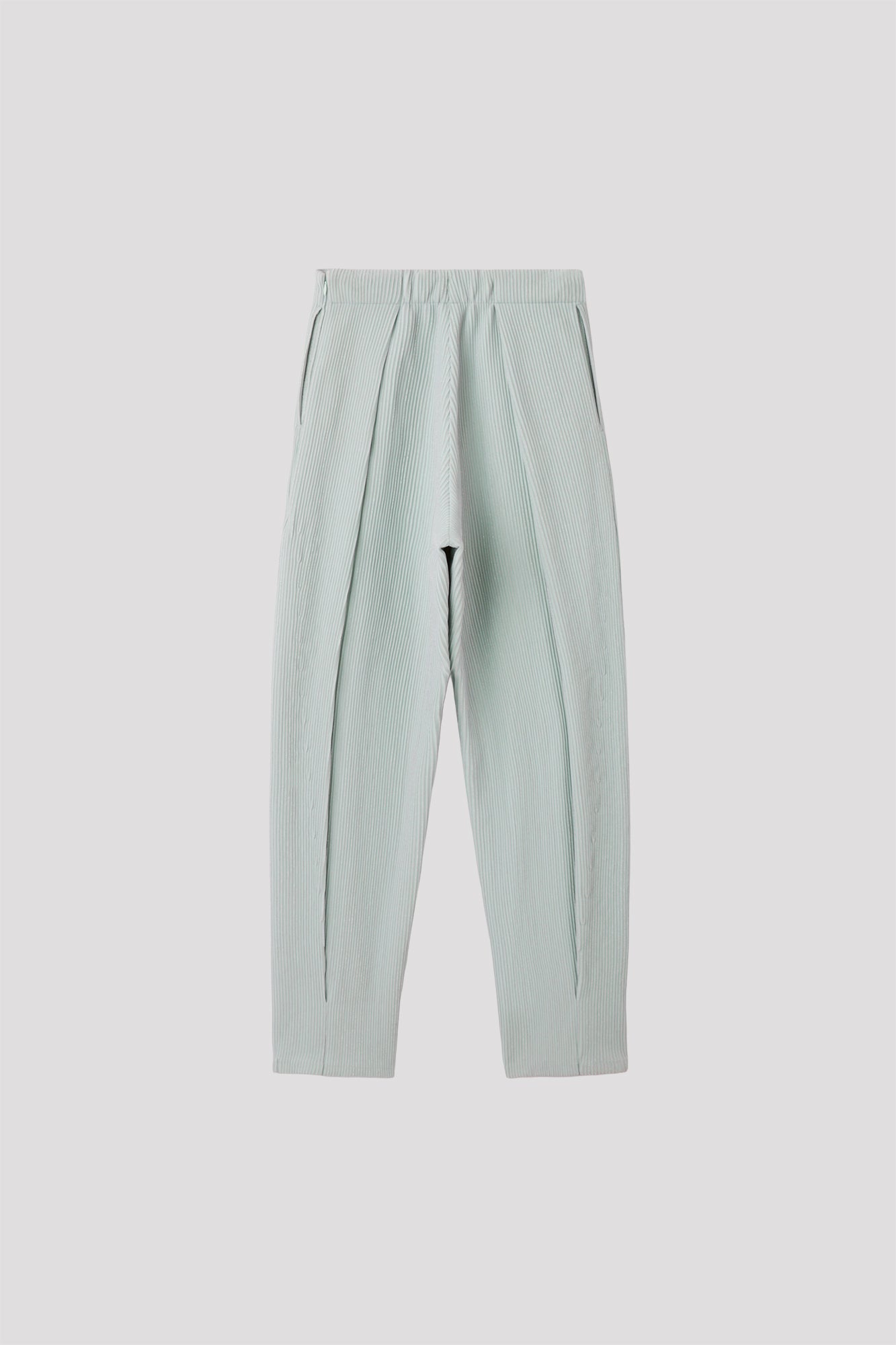 SOFT HYPHA TUCKED PANTS