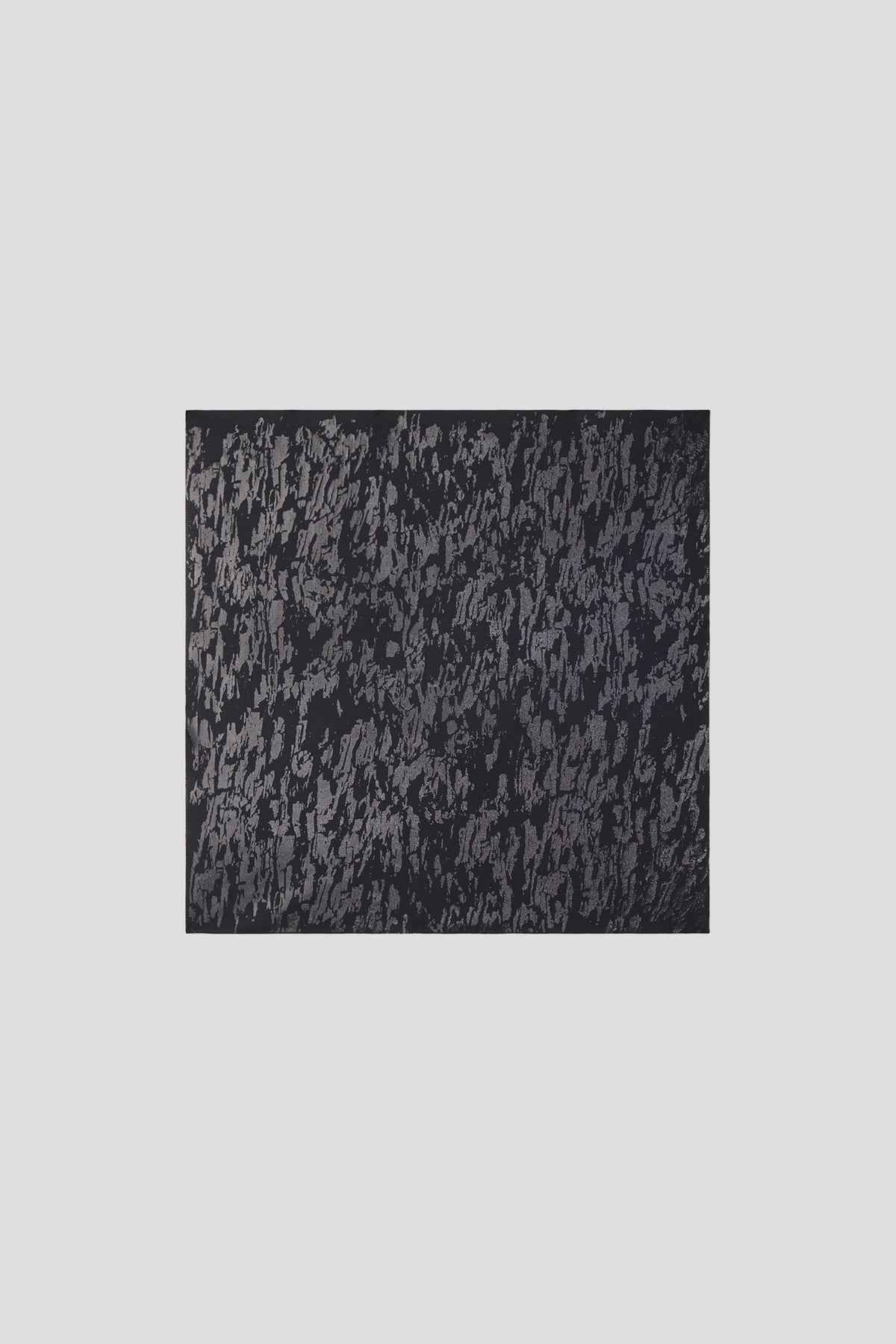 SOFT MILAN FOIL SCARF
