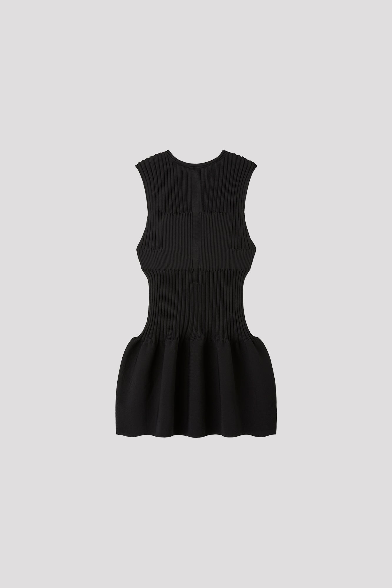 SOFT FLUTED SLEEVELESS TOP