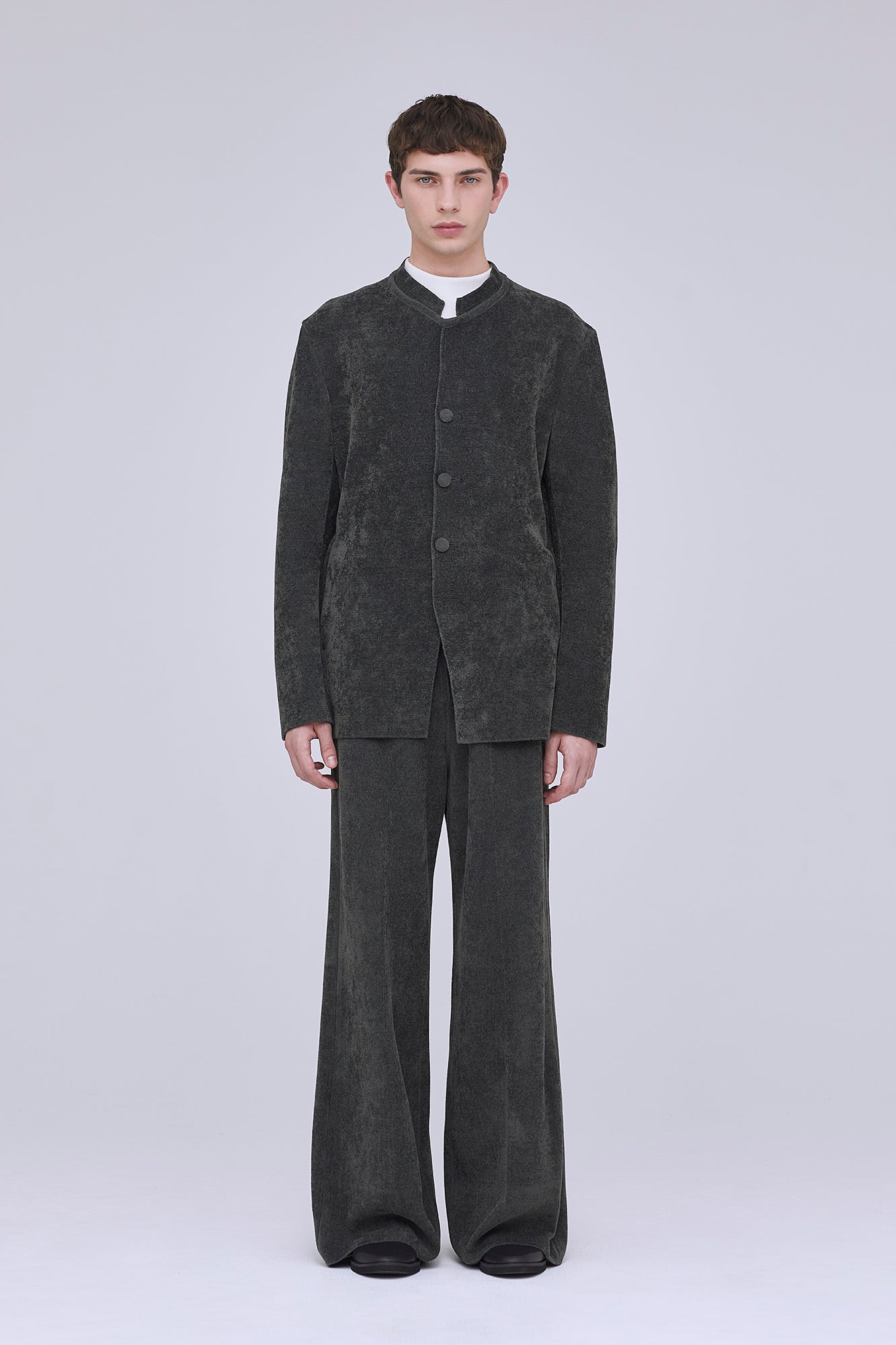 モデル身長:183cm 着用サイズ:5