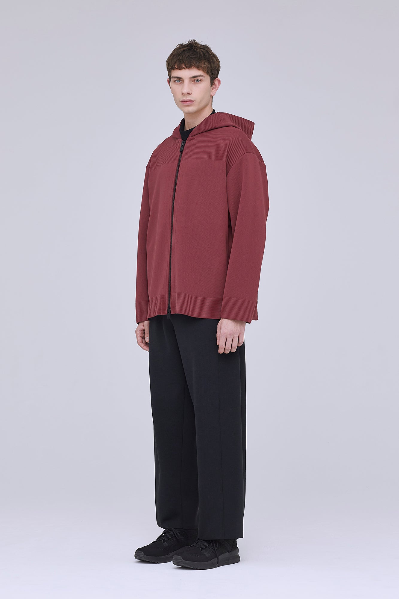 モデル身長:183cm 着用サイズ:5