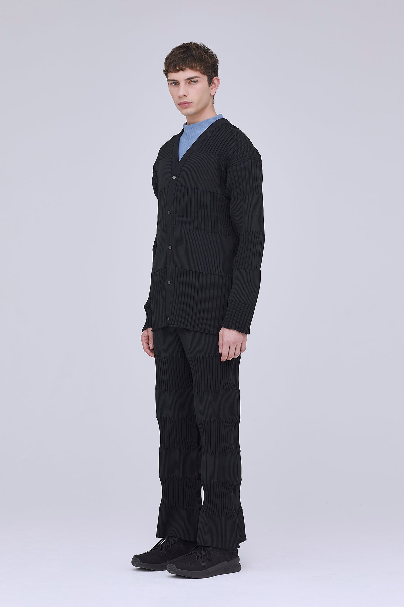 モデル身長:183cm 着用サイズ:5