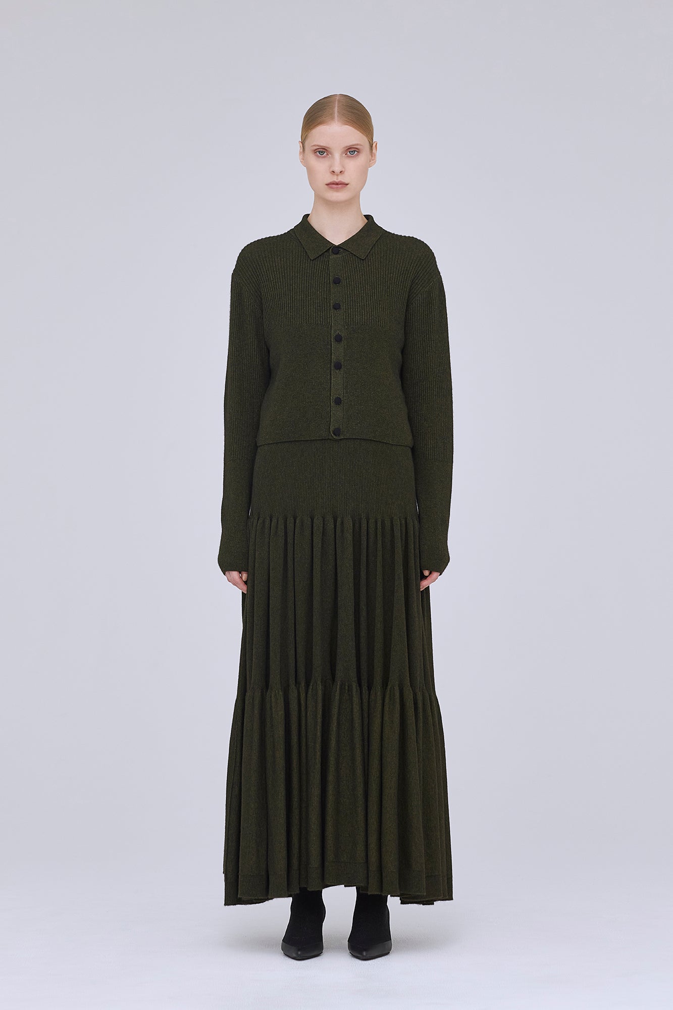 Model height: 175cm Wearing size: 3