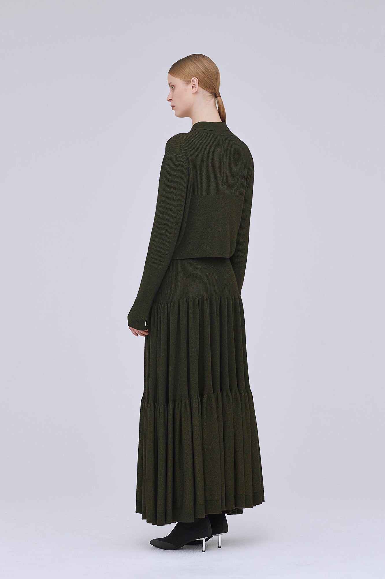 Model height: 175cm Wearing size: 3