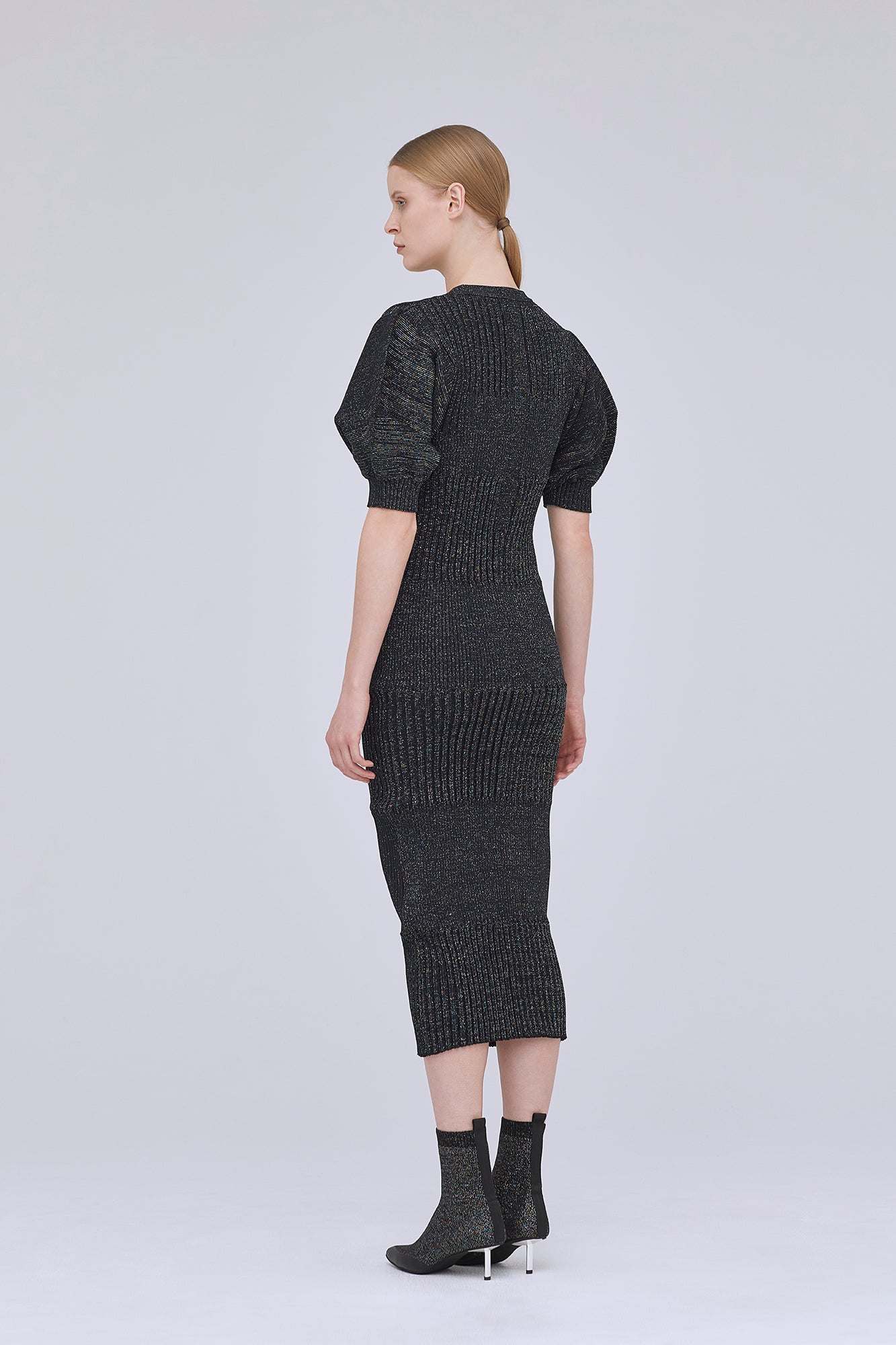 モデル身長:175cm 着用サイズ:3