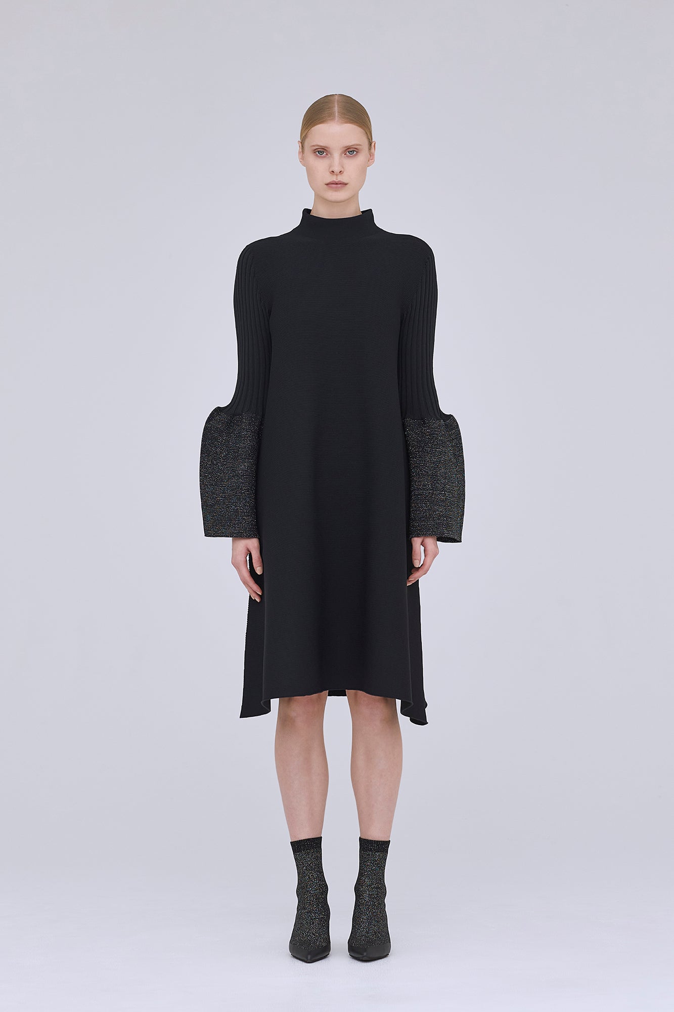 Model height: 175cm Wearing size: 3