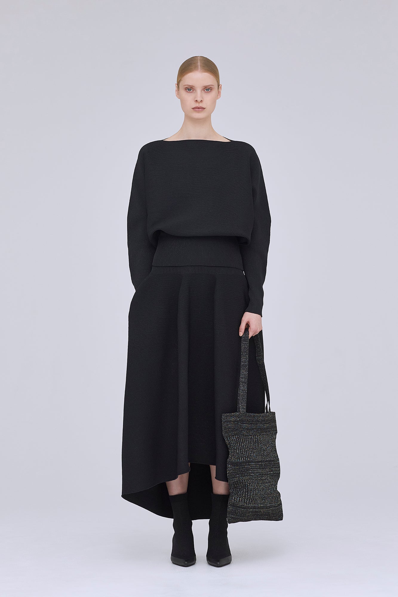 モデル身長:175cm 着用サイズ:F