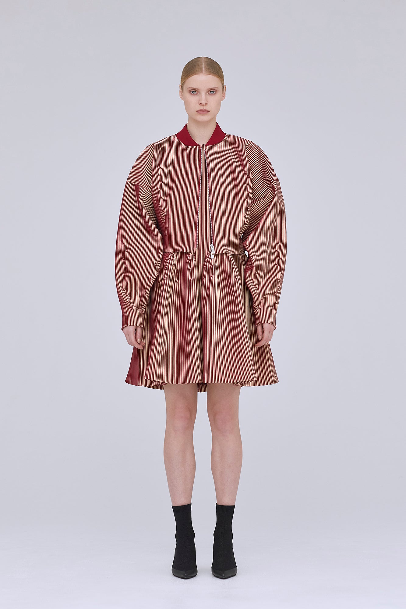 Model height: 175cm Wearing size: F