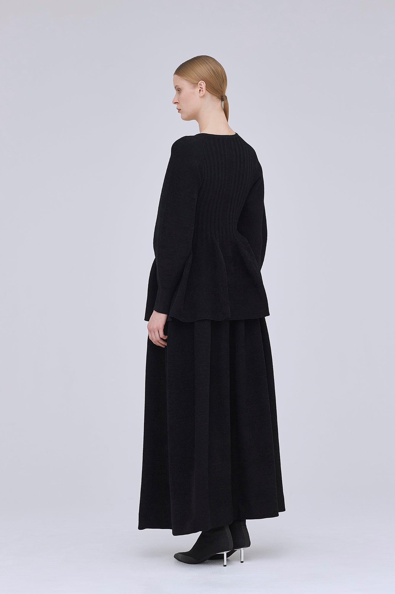 モデル身長:175cm 着用サイズ:3