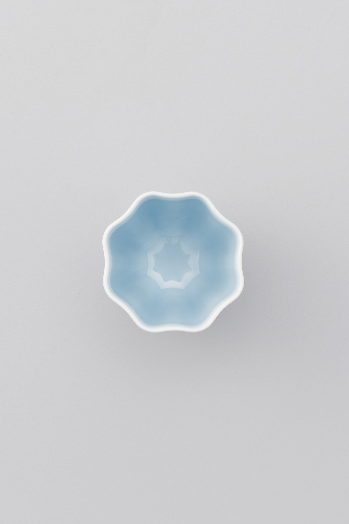 PORCELAIN POTTERY TEA CUP