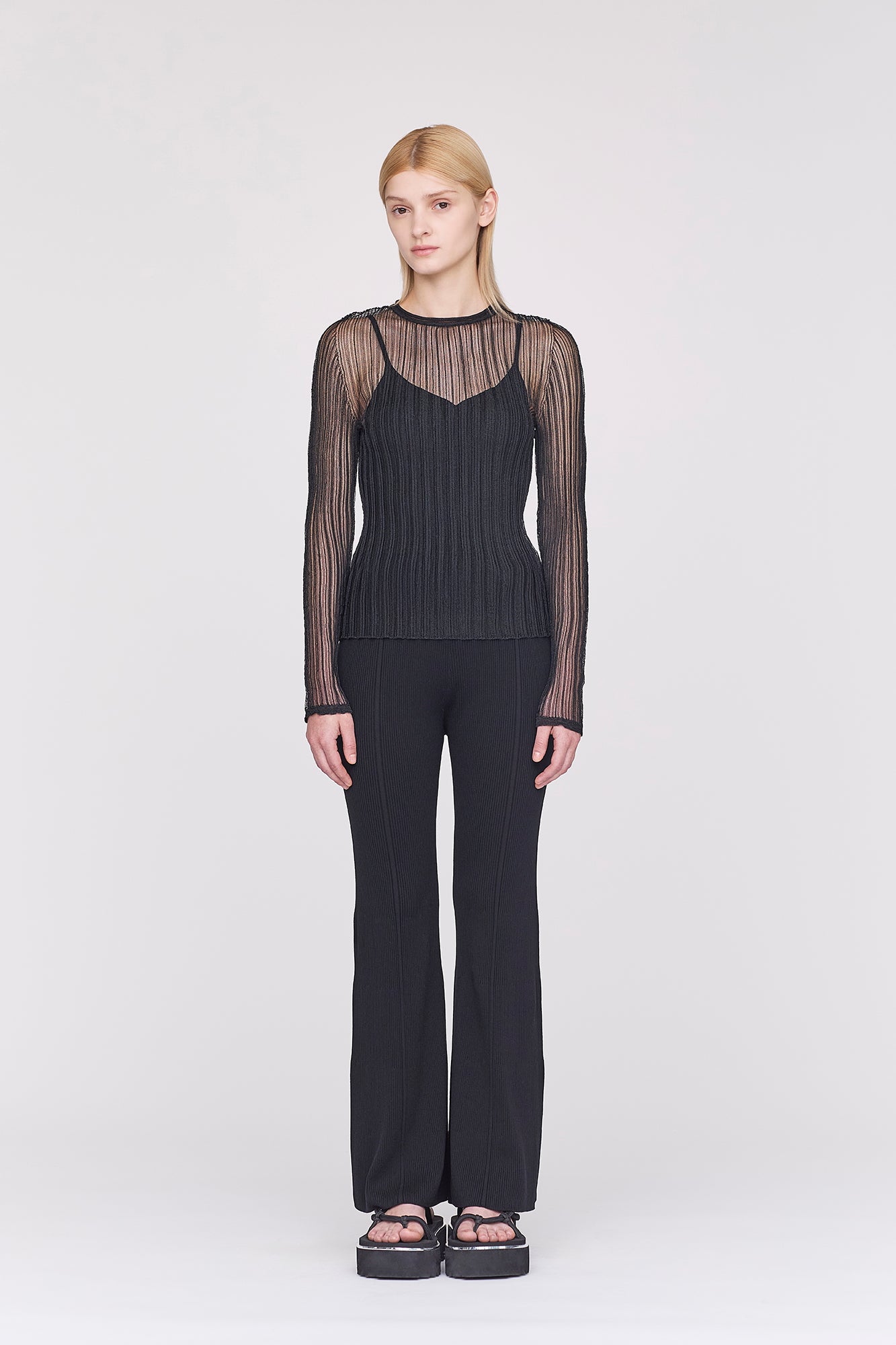 モデル身長:175cm 着用サイズ:F