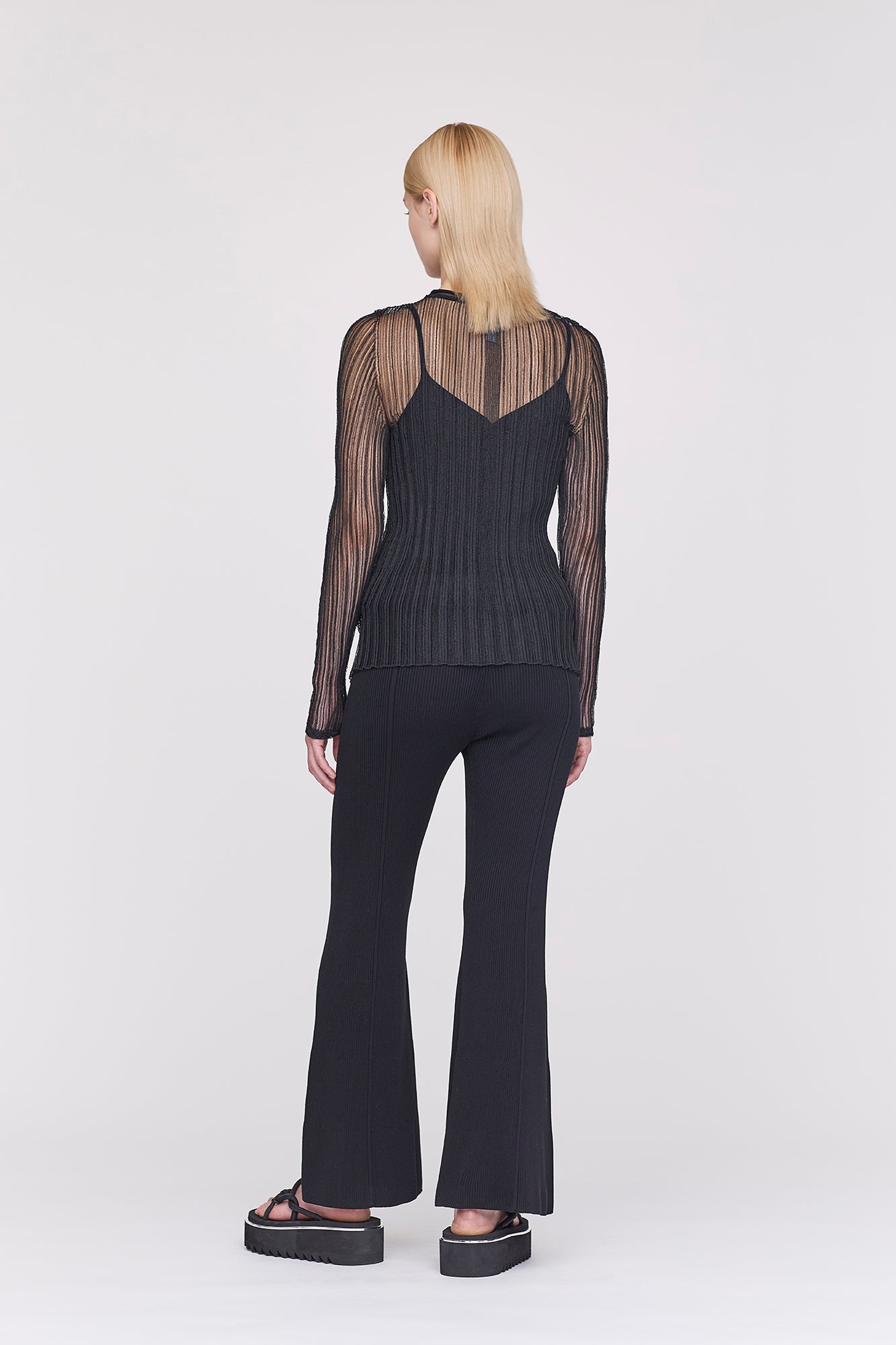 モデル身長:175cm 着用サイズ:F