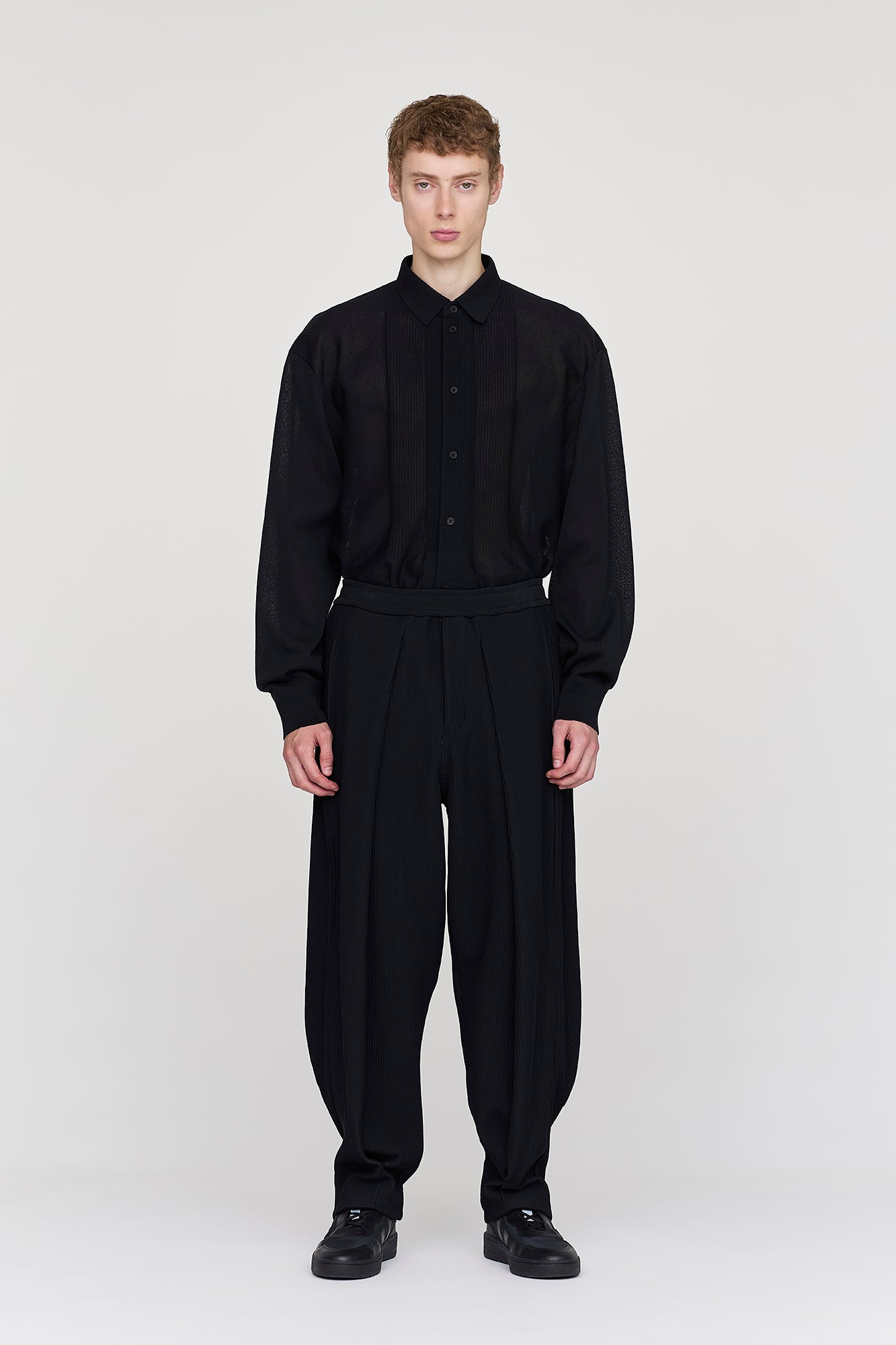 モデル身長:186cm 着用サイズ:5