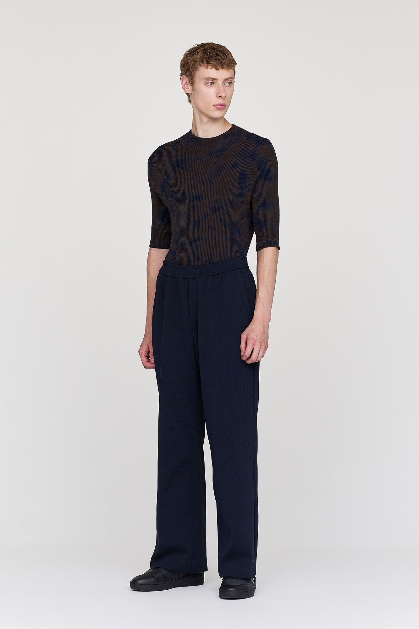 モデル身長:186cm 着用サイズ:F