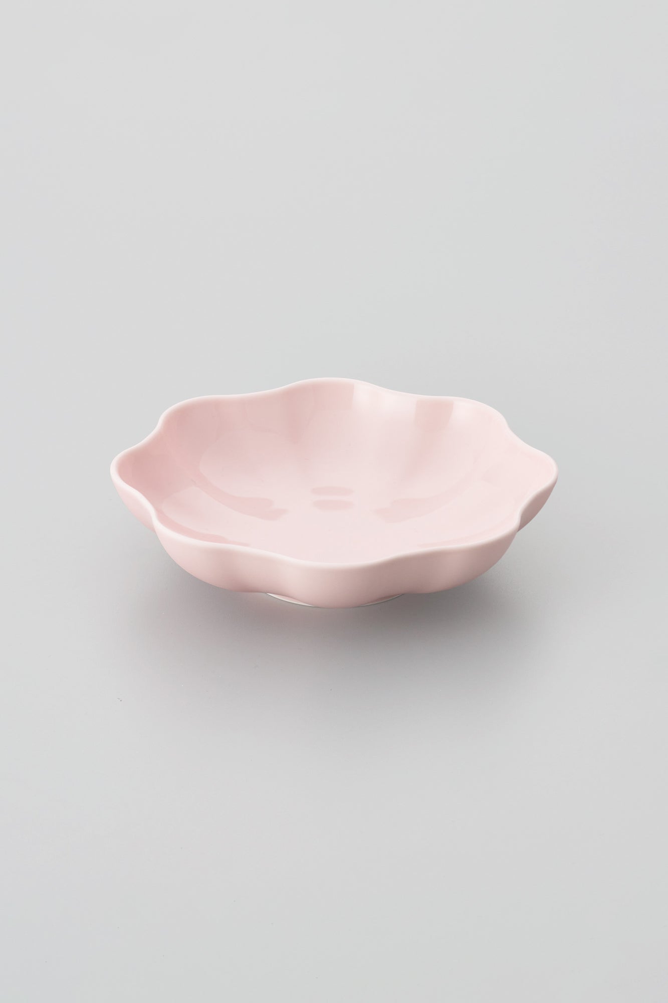 PORCELAIN POTTERY BOWL MEDIUM