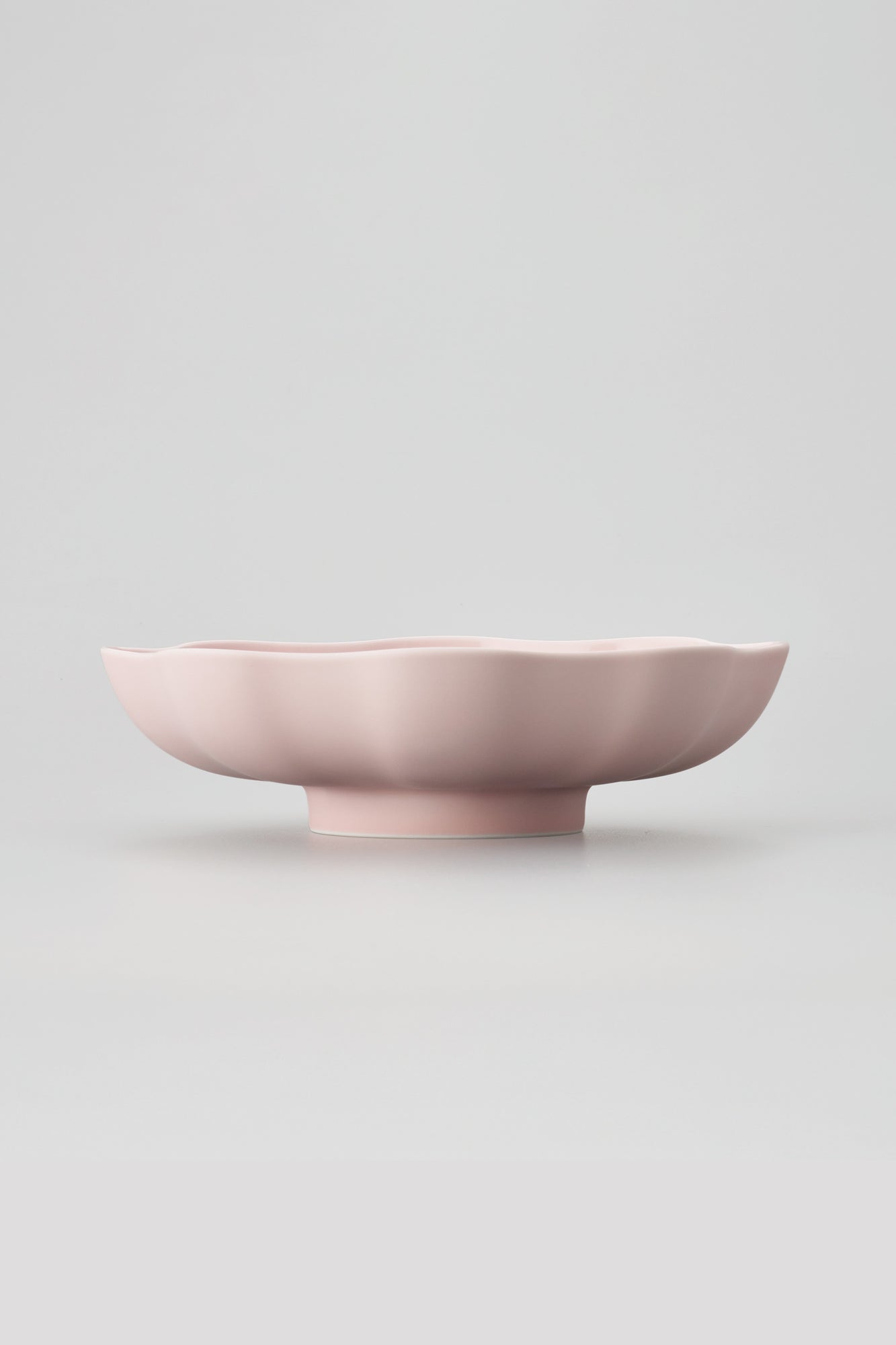 PORCELAIN POTTERY BOWL LARGE