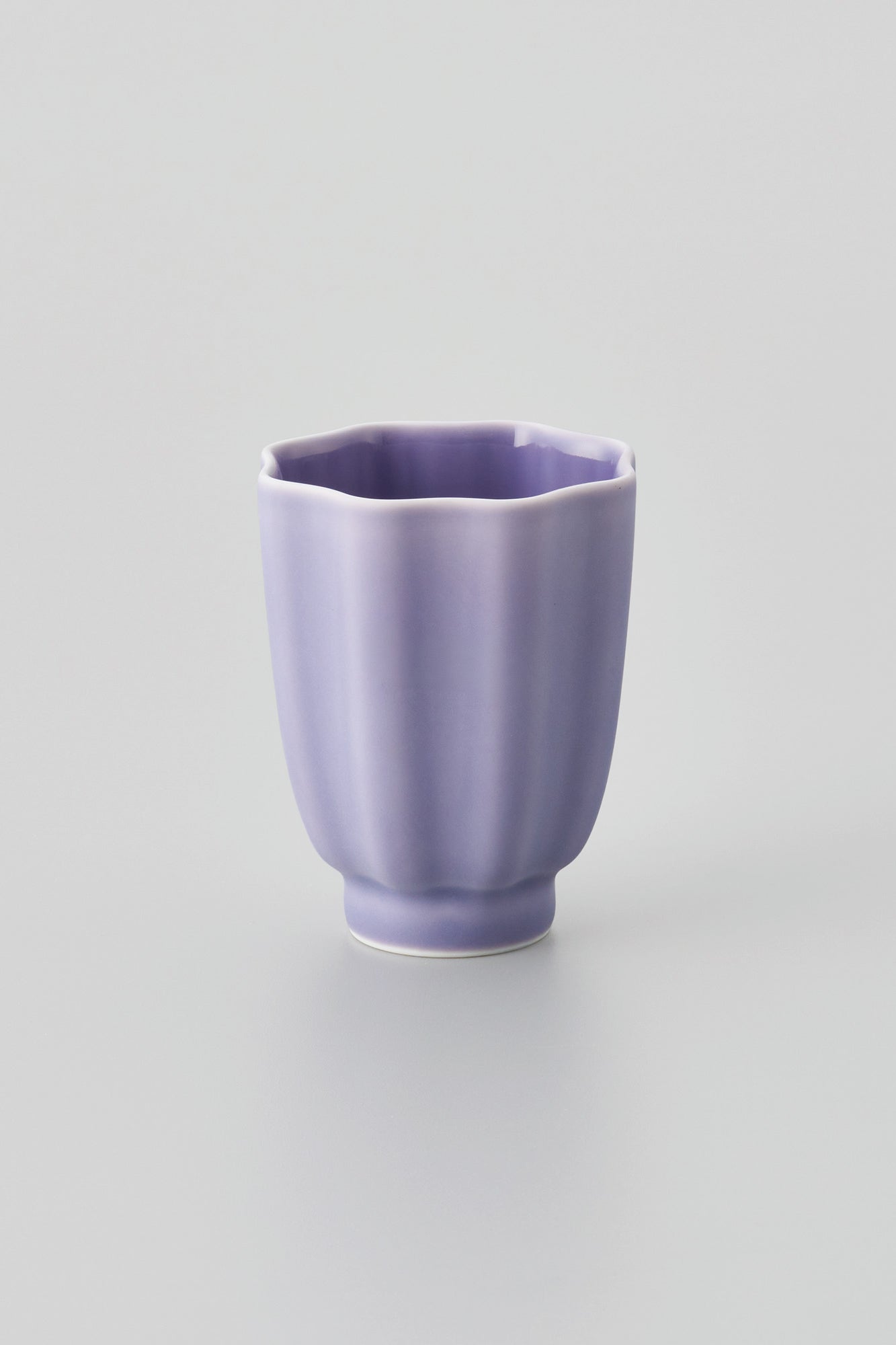 PORCELAIN POTTERY TEA CUP