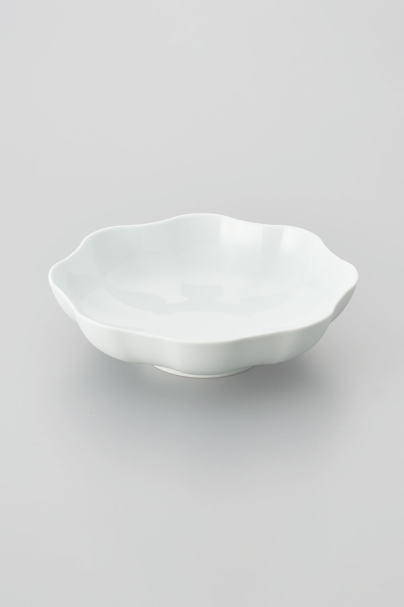 PORCELAIN POTTERY BOWL LARGE