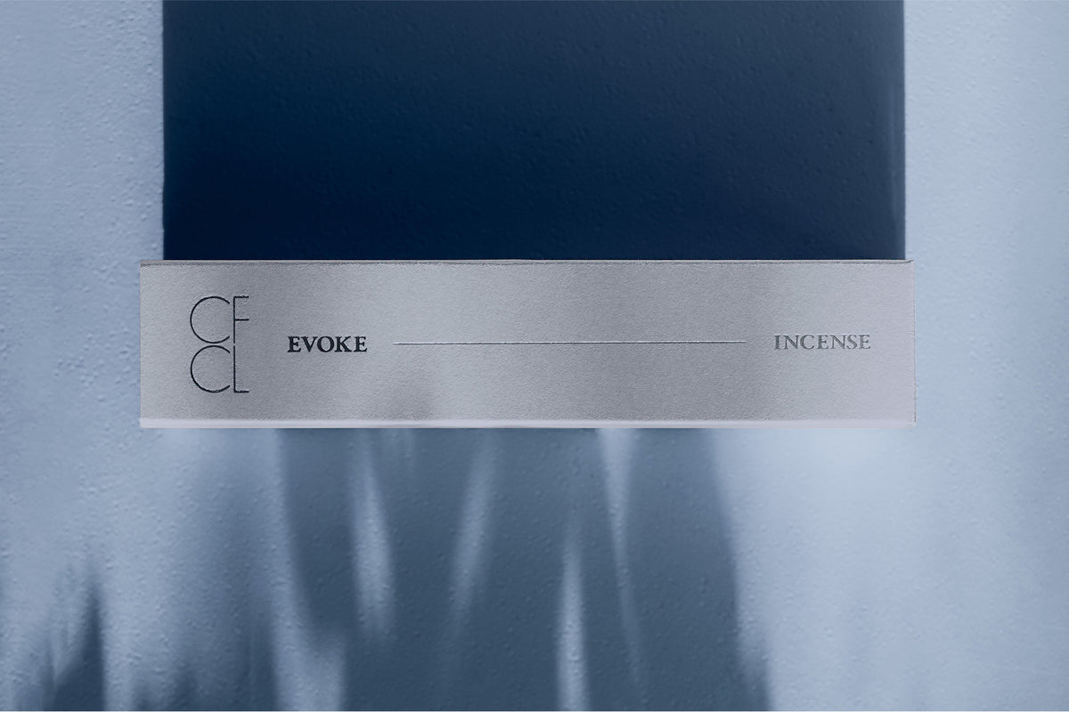 空間の香りをウォータリーに演出するブランド初のインセンス “EVOKE 